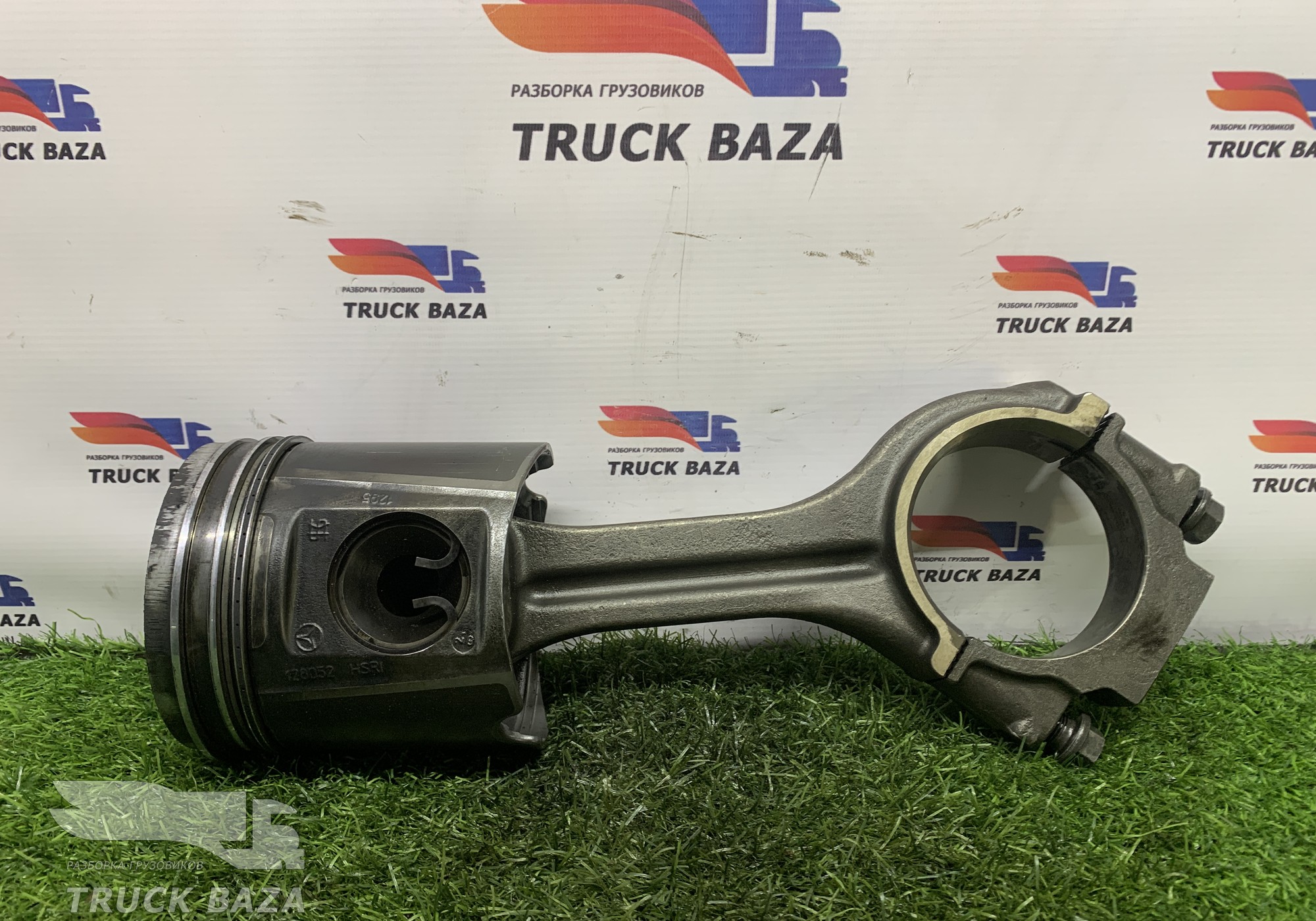 A4570301737 Поршень с шатуном