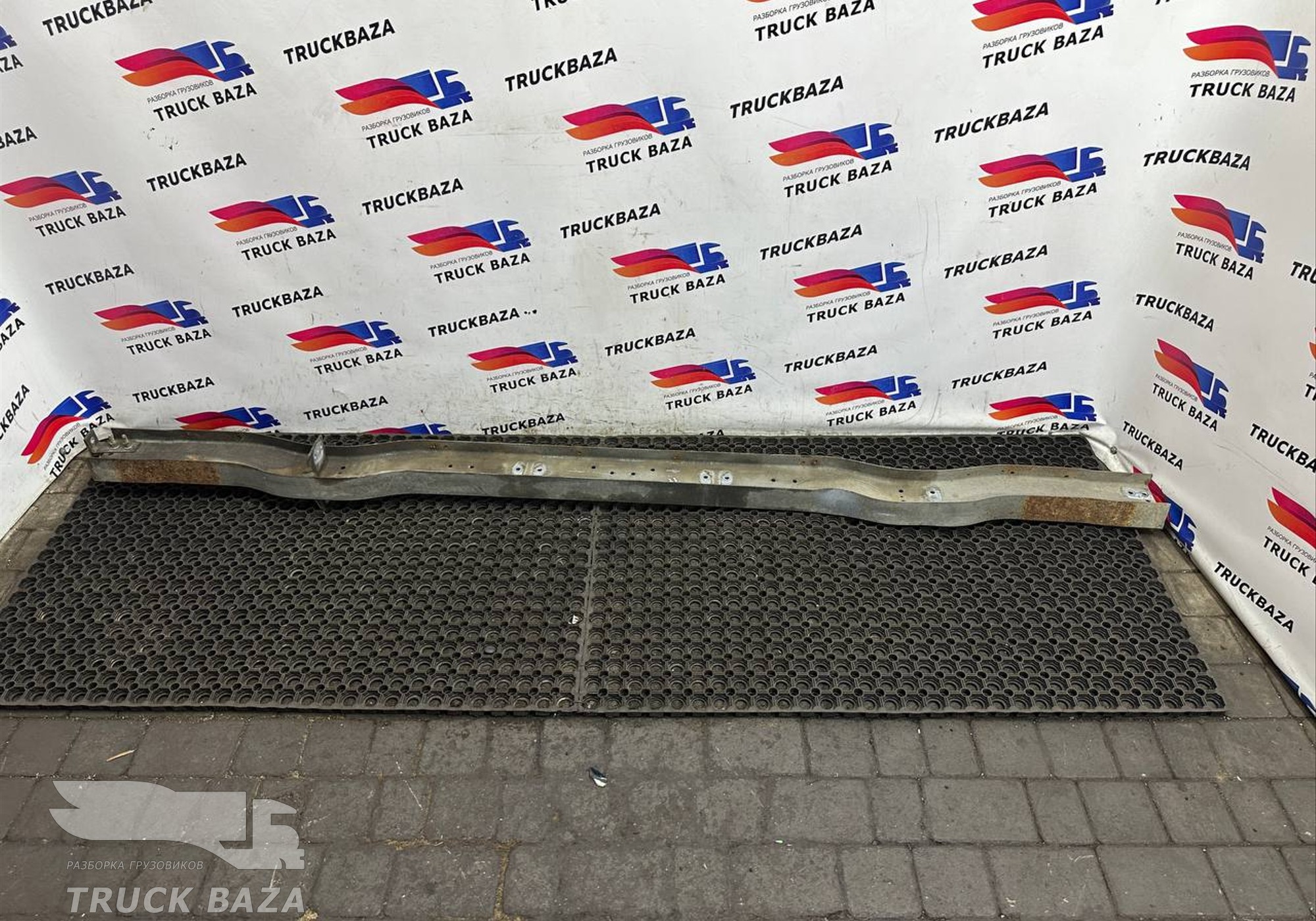 1023906 Поперечная балка рамы для Полуприцепы Schmitz