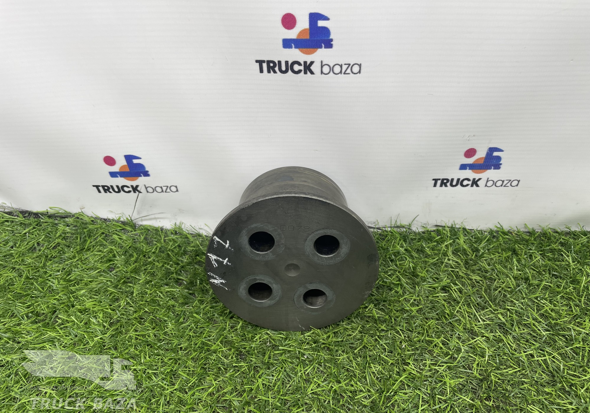 51045060078 Ось промежуточной шестерни