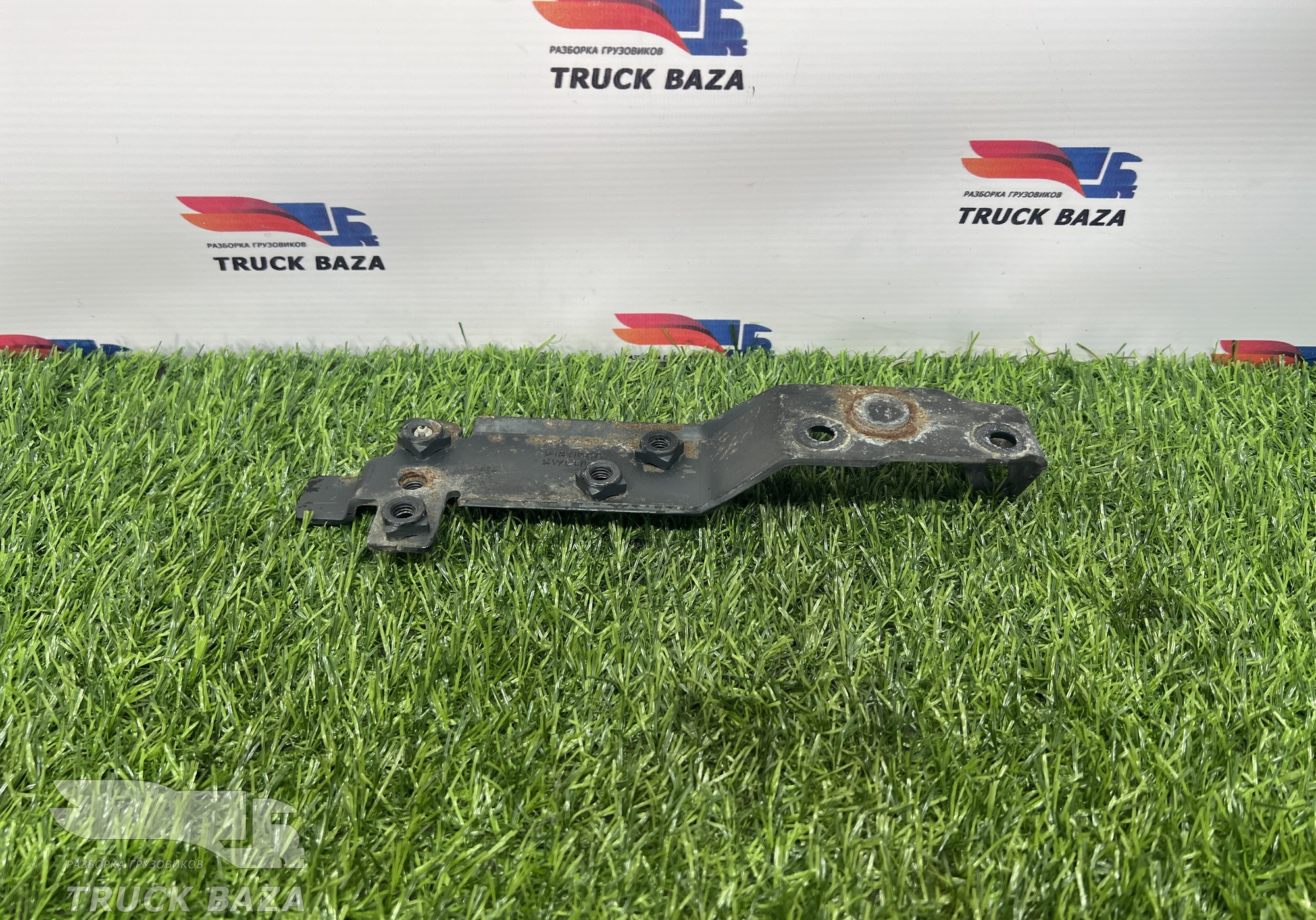 21811008 Кронштейн воздушных трубок для Renault