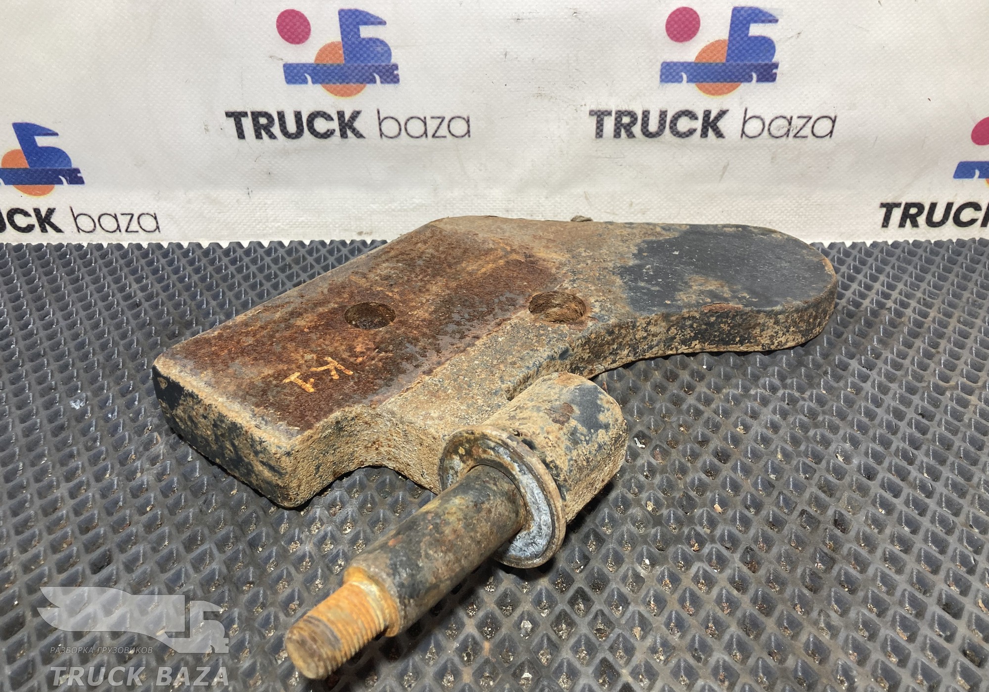 54902905534 Кронштейн амортизатора переднего правый для КАМАЗ 5490 (с 2013)