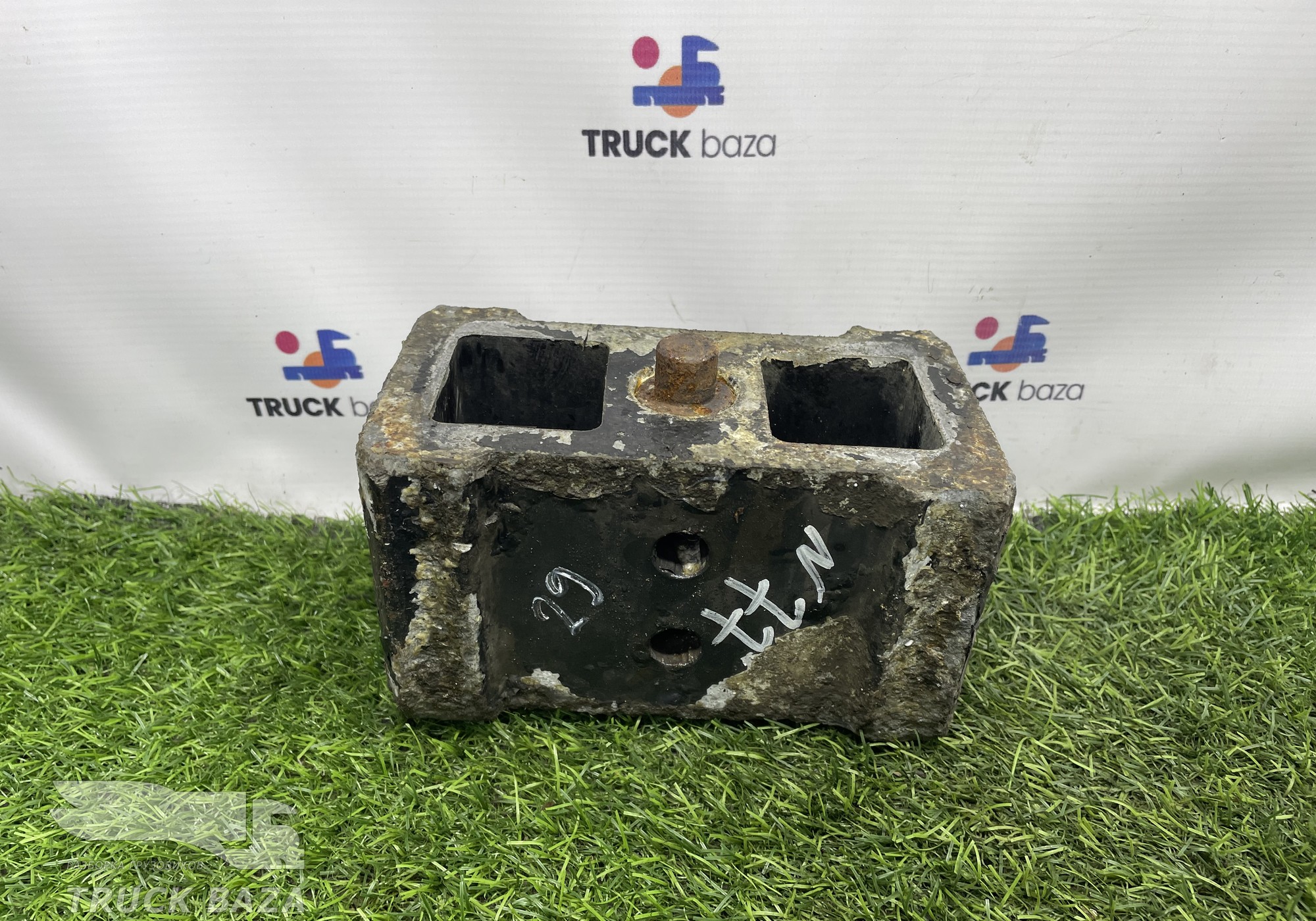 06461390007 Проставка рессоры передней