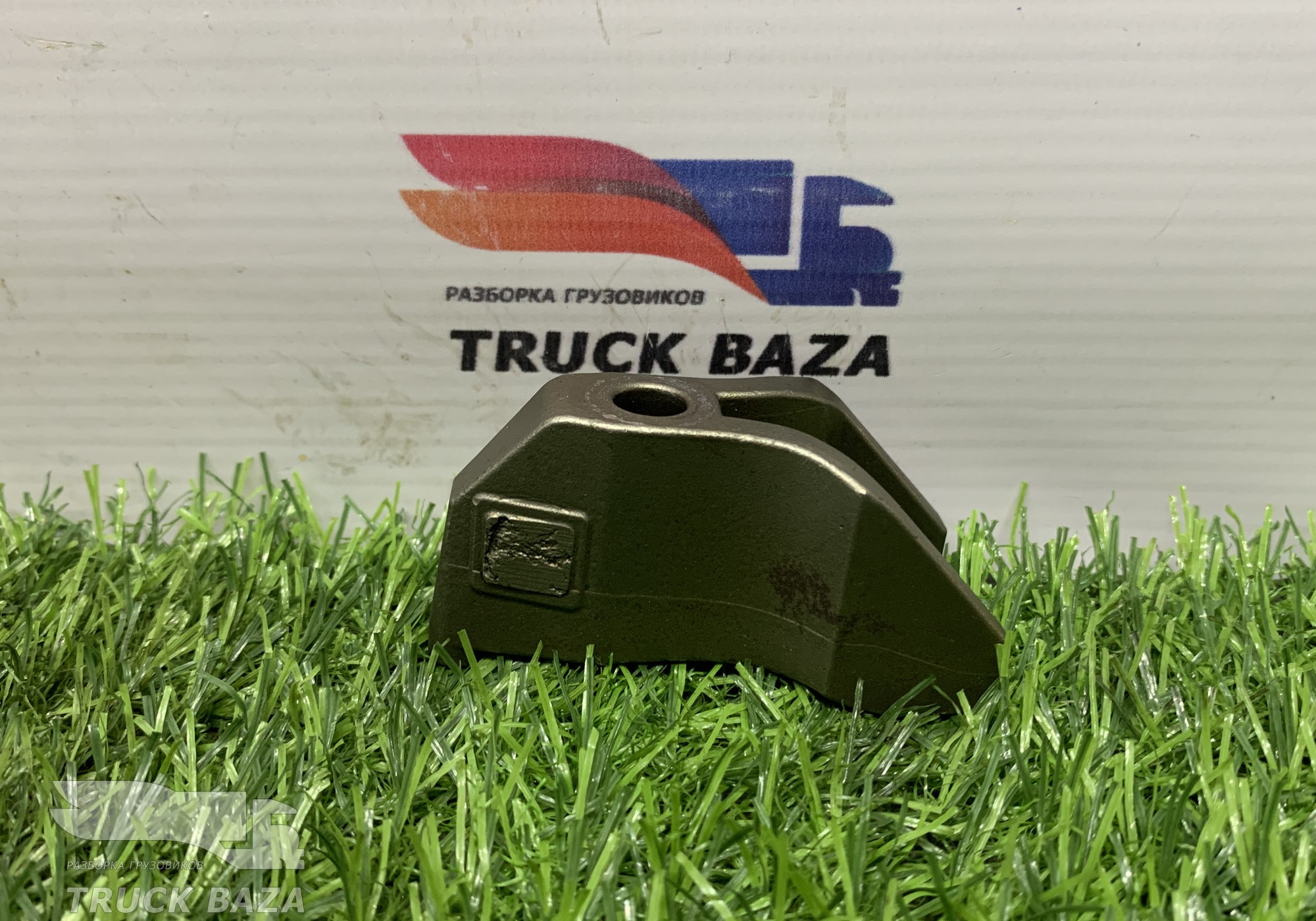 1791123 Кронштейн форсунки топливной