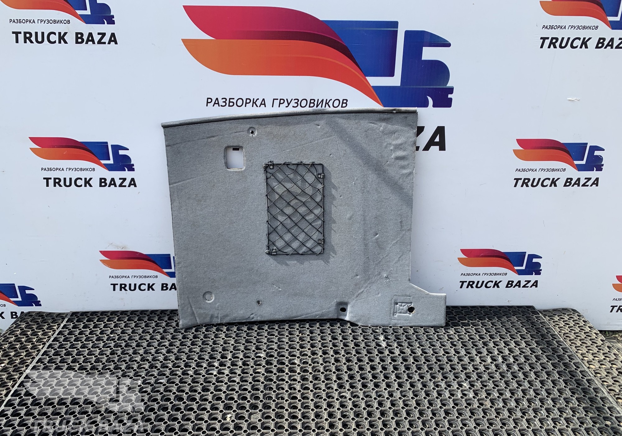21355655 Обшивка салона правая для Volvo FH 2 (с 2002 по 2008)