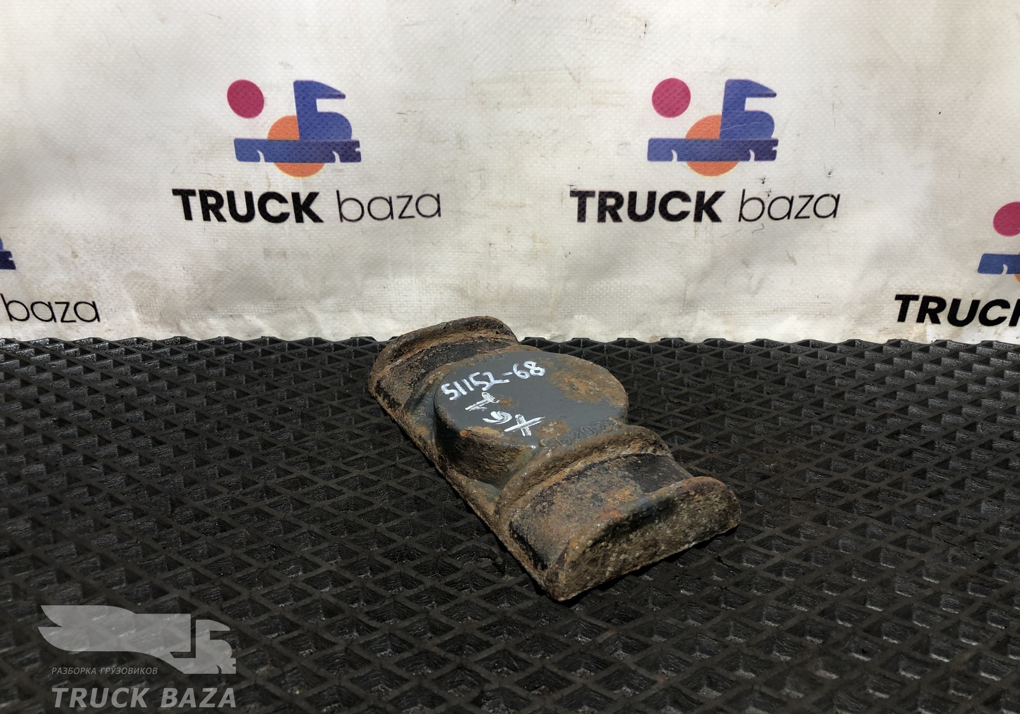 0962023 Проставка передней рессоры для Daf XF106