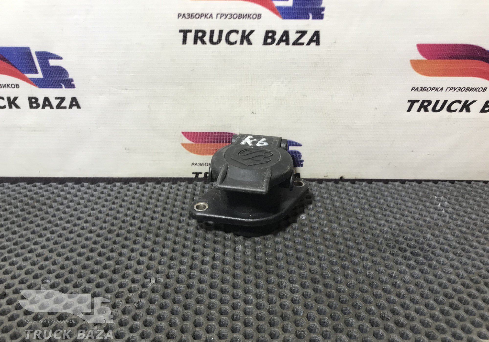 45104372304290 Корпус розетки для Mercedes-Benz Actros