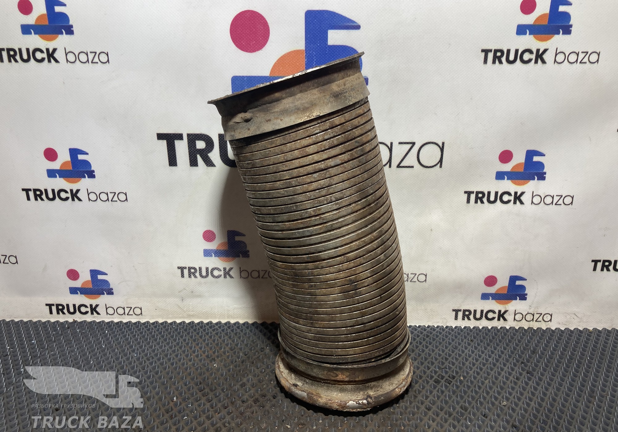 Гофра глушителя для Полуприцепы Нефаз