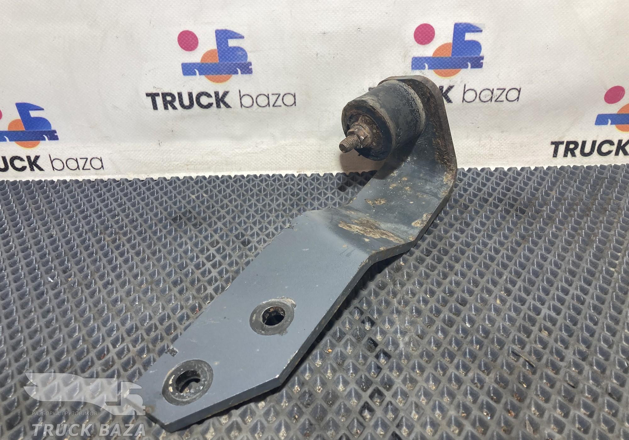 1682925 Кронштейн глушителя для Daf XF105 (с 2005)