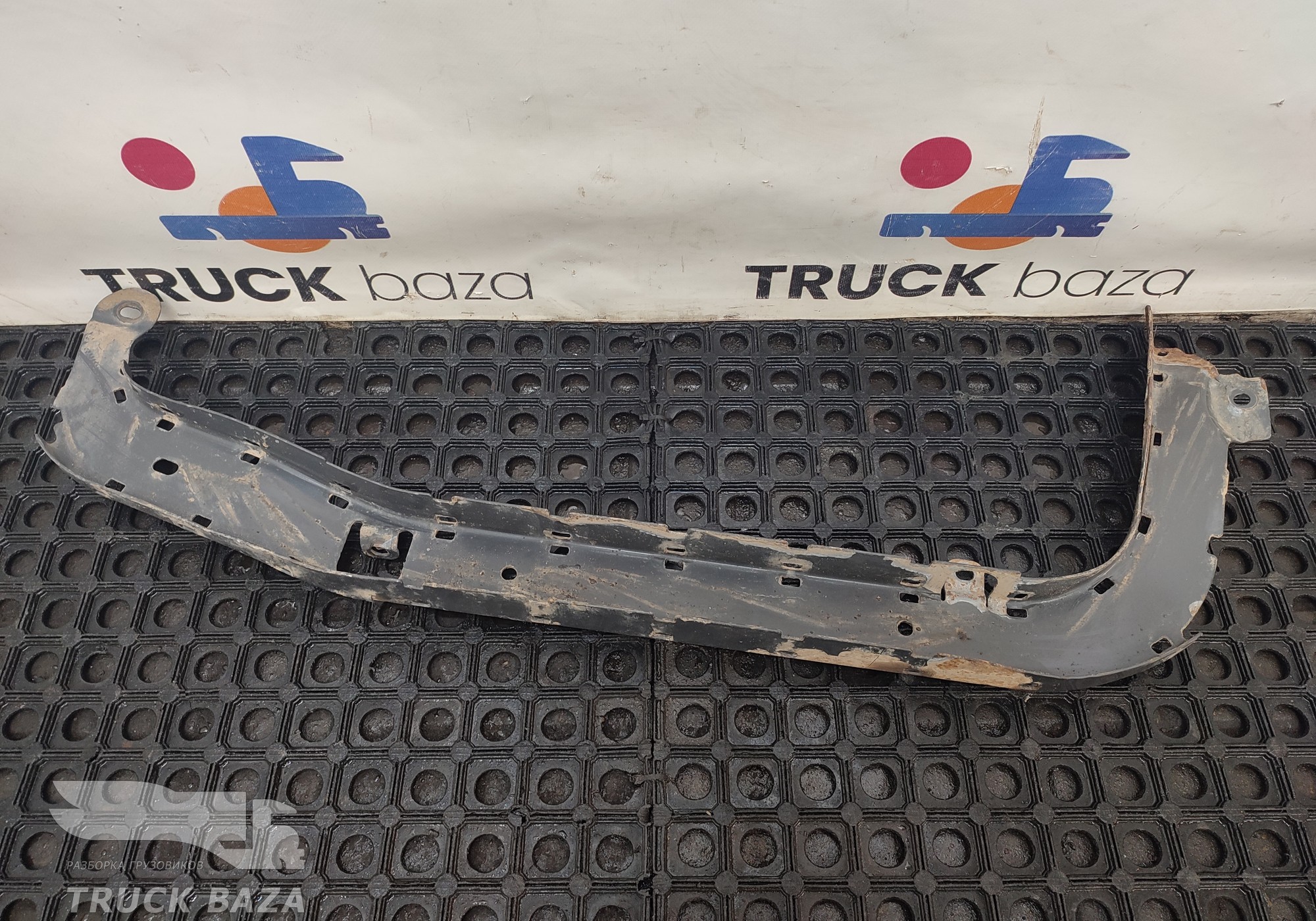 1830850 Кронштейн крепления электропроводки