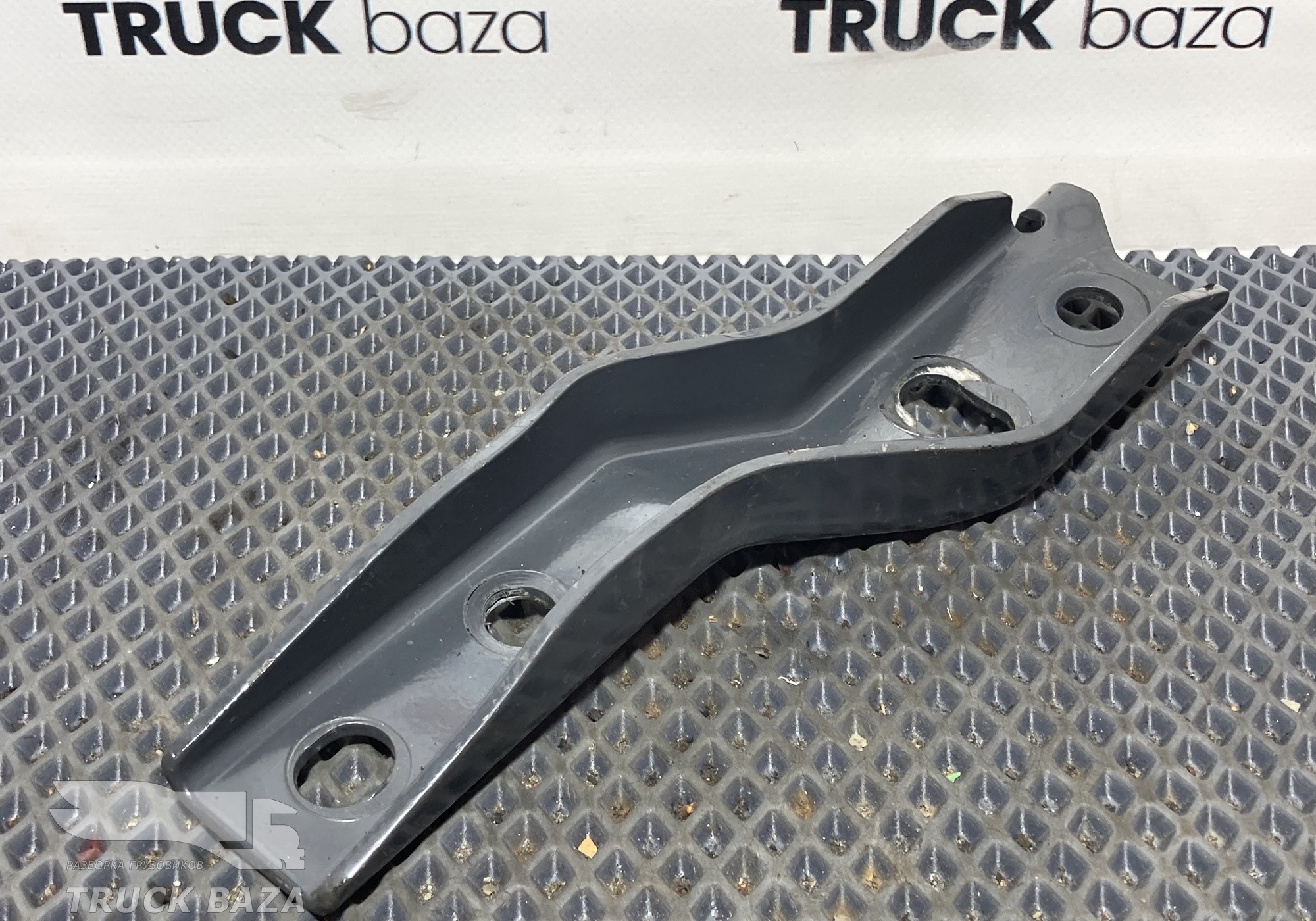 1848739 Кронштейн крепления перекидок