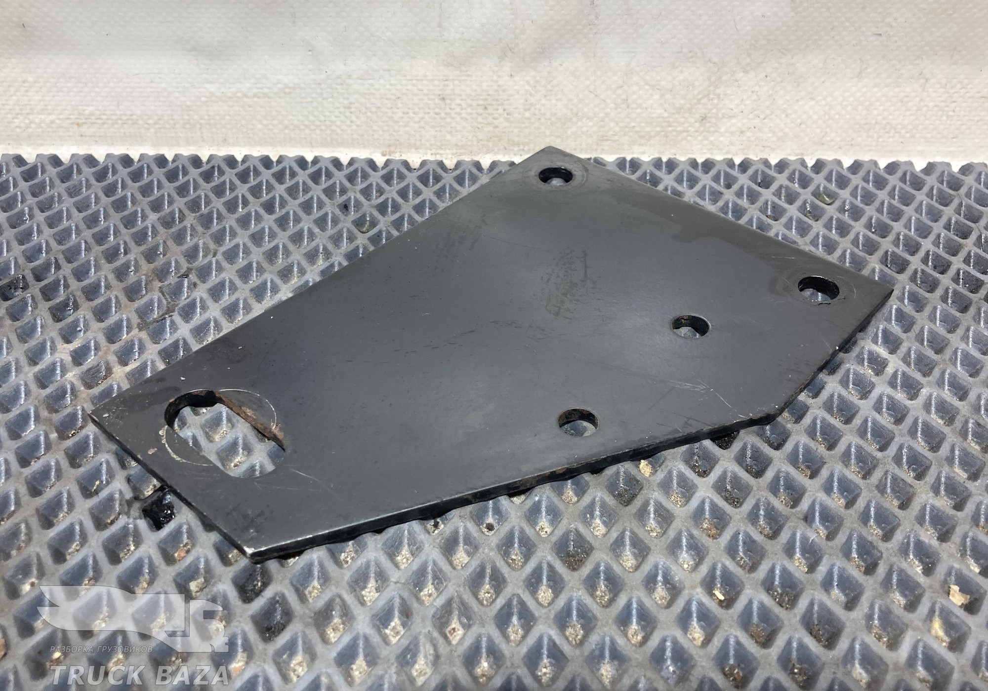 1305785 Кронштейн перекидок для Daf XF105 (с 2005)