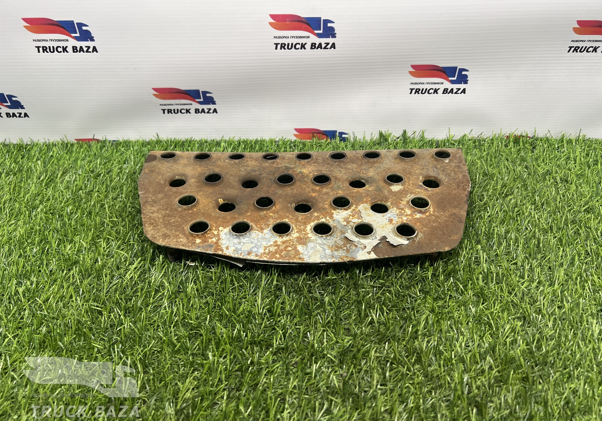 81615105187 Площадка подножки