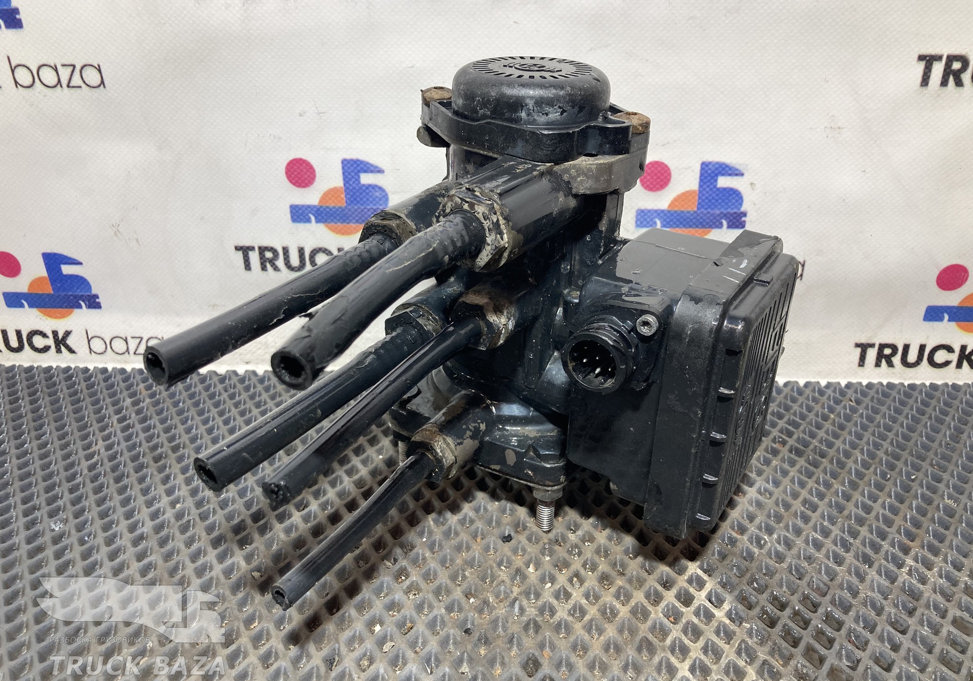 21122038 Кран управления тормозами прицепа для Volvo FH