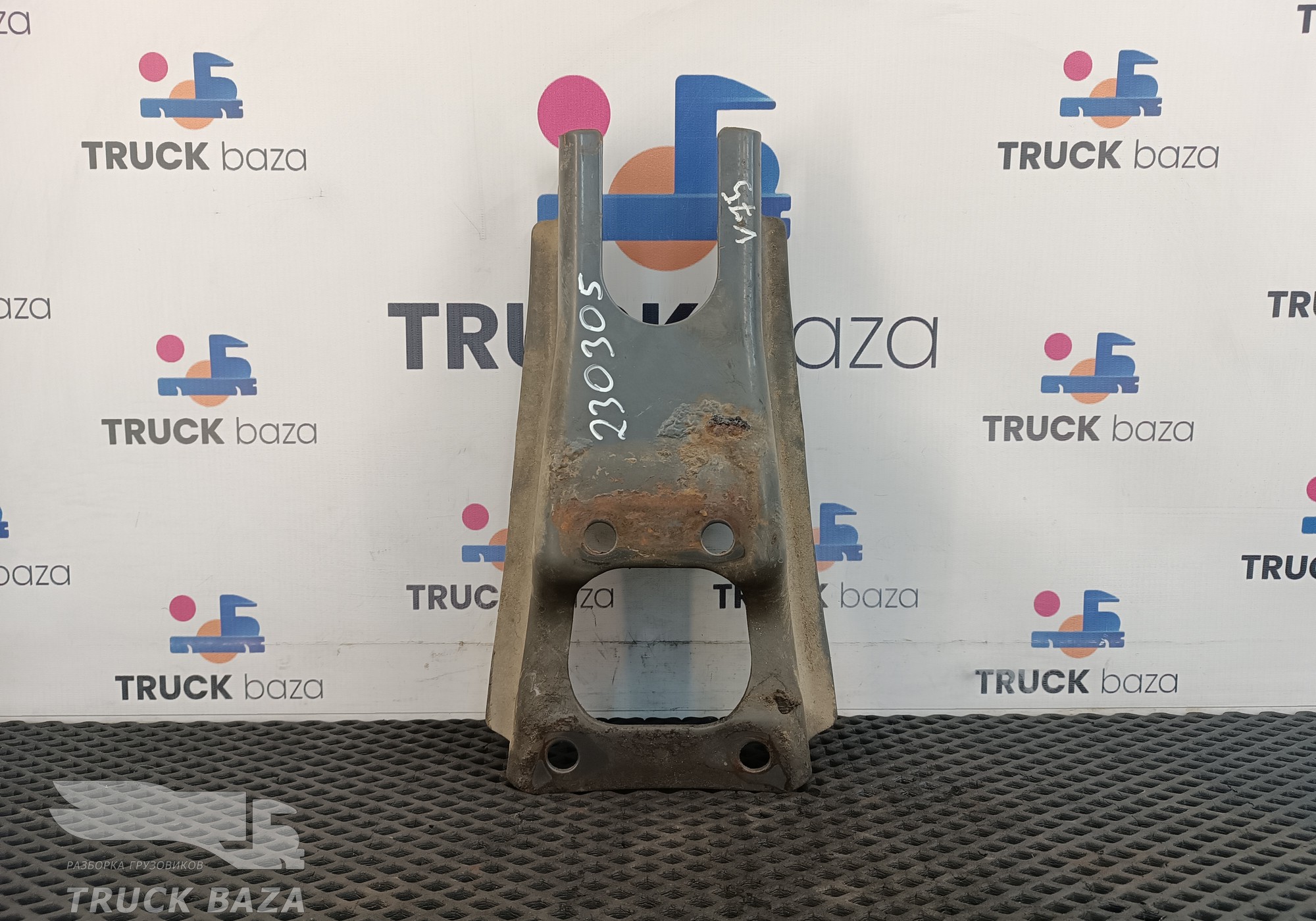 21507833 Кронштейн амортизатора переднего для Volvo FH 3 (с 2008 по 2012)