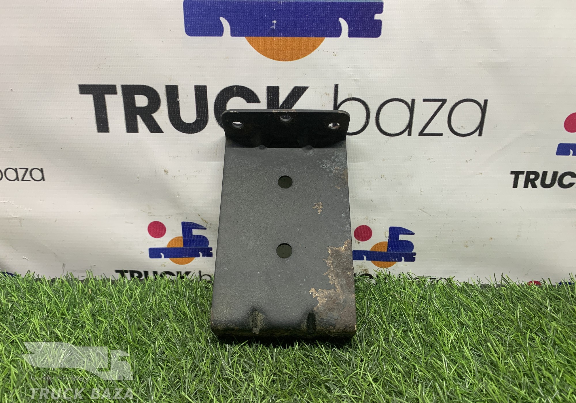 5490405501930 Кронштейн датчика уровня пола для КАМАЗ 5490 (с 2013)