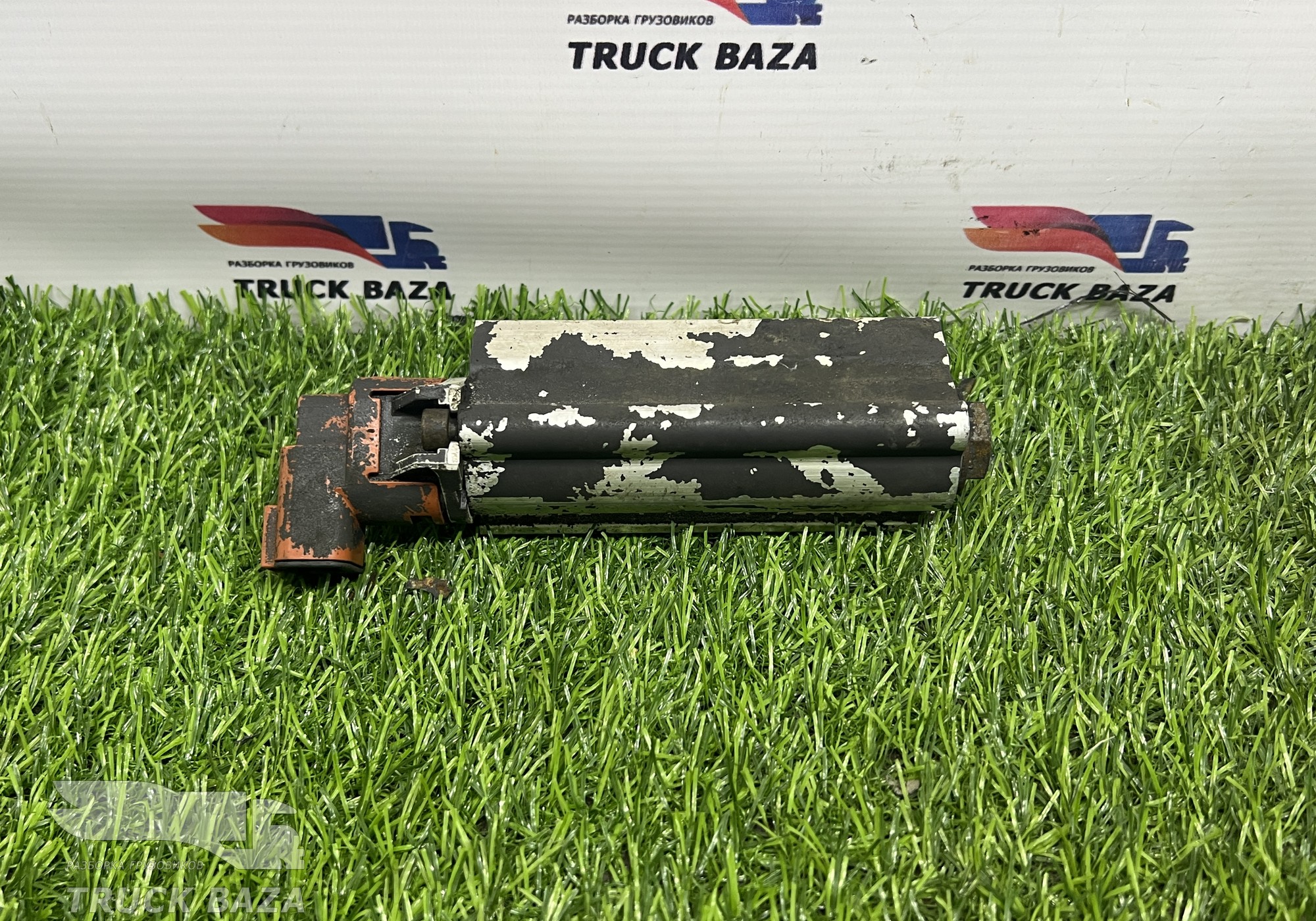 2182231 Корпус топливного подогревателя