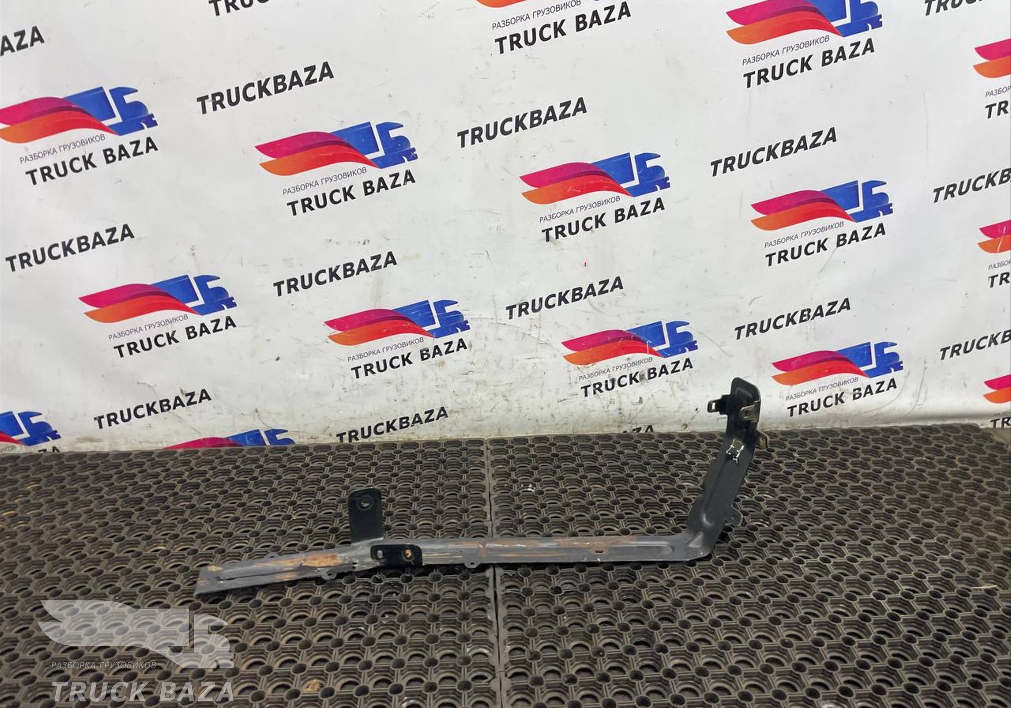 JC4614A206DAA Кронштейн проводки для Ford F-MAX (с 2018)