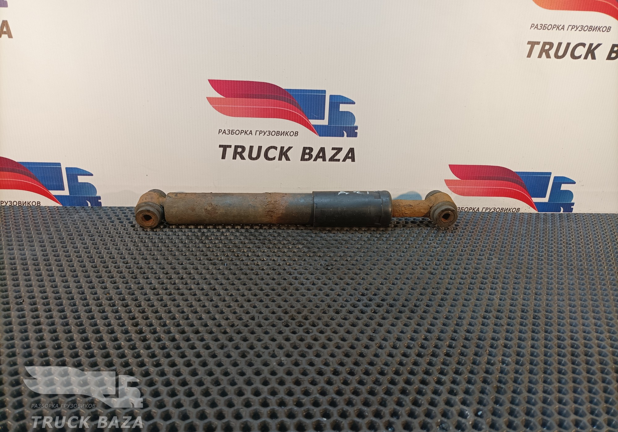 A9408903919 Амортизатор кабины горизонтальный для Mercedes-Benz Axor II (с 2004 по 2010)
