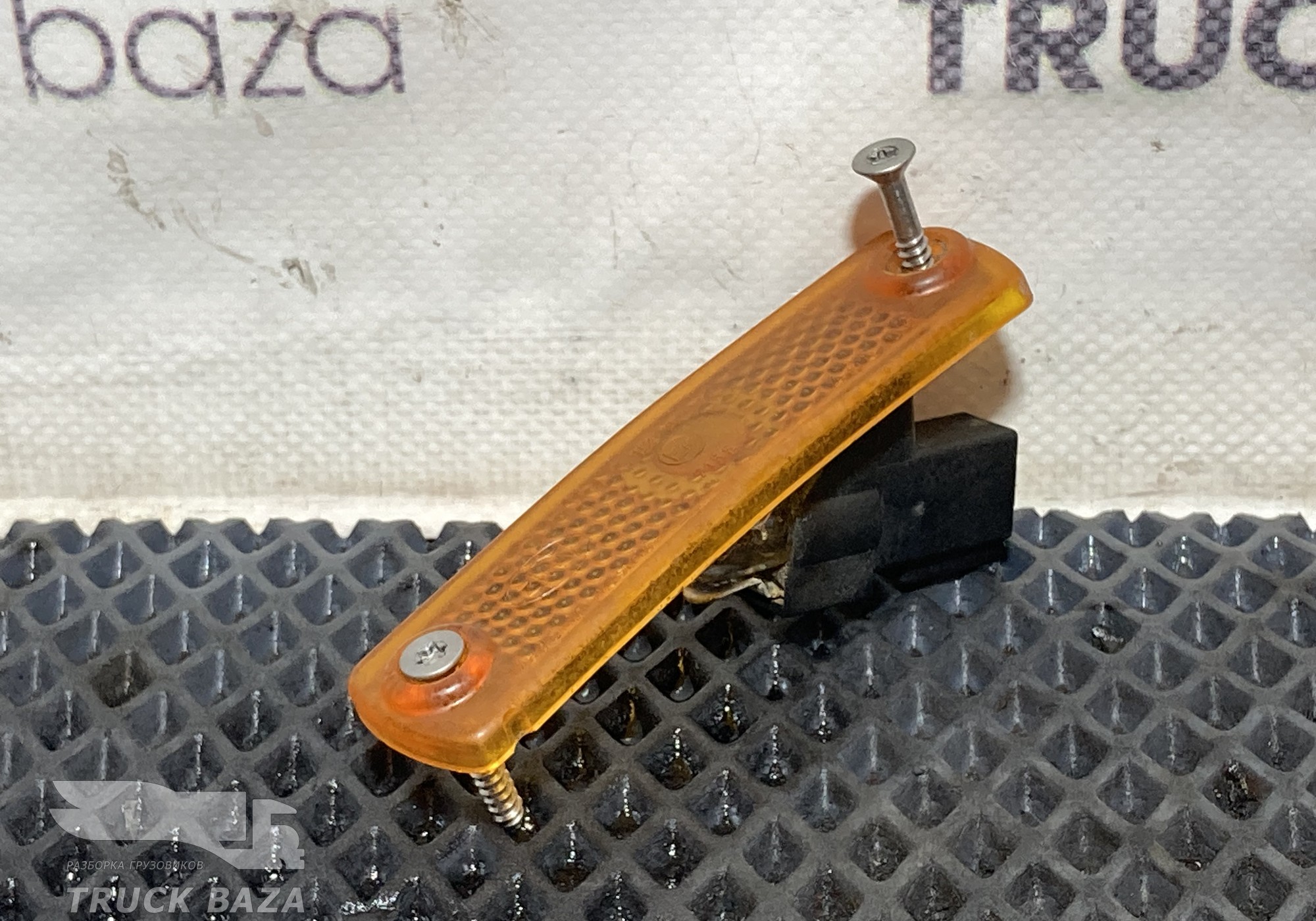 Фонарь габаритный для КАМАЗ 5490 (с 2013)