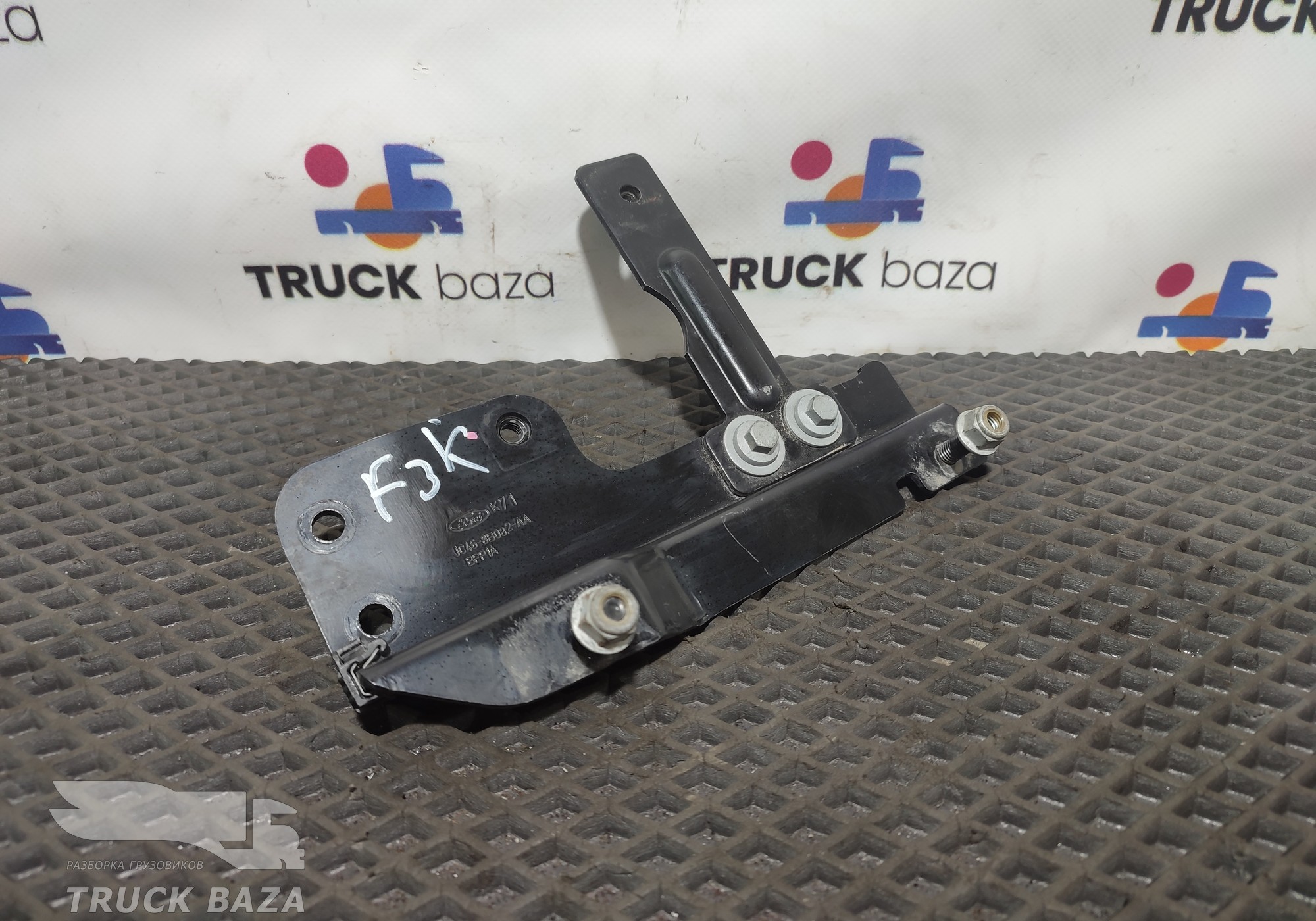 JC468B082AA Кронштейн расширительного бачка для Ford F-MAX (с 2018)
