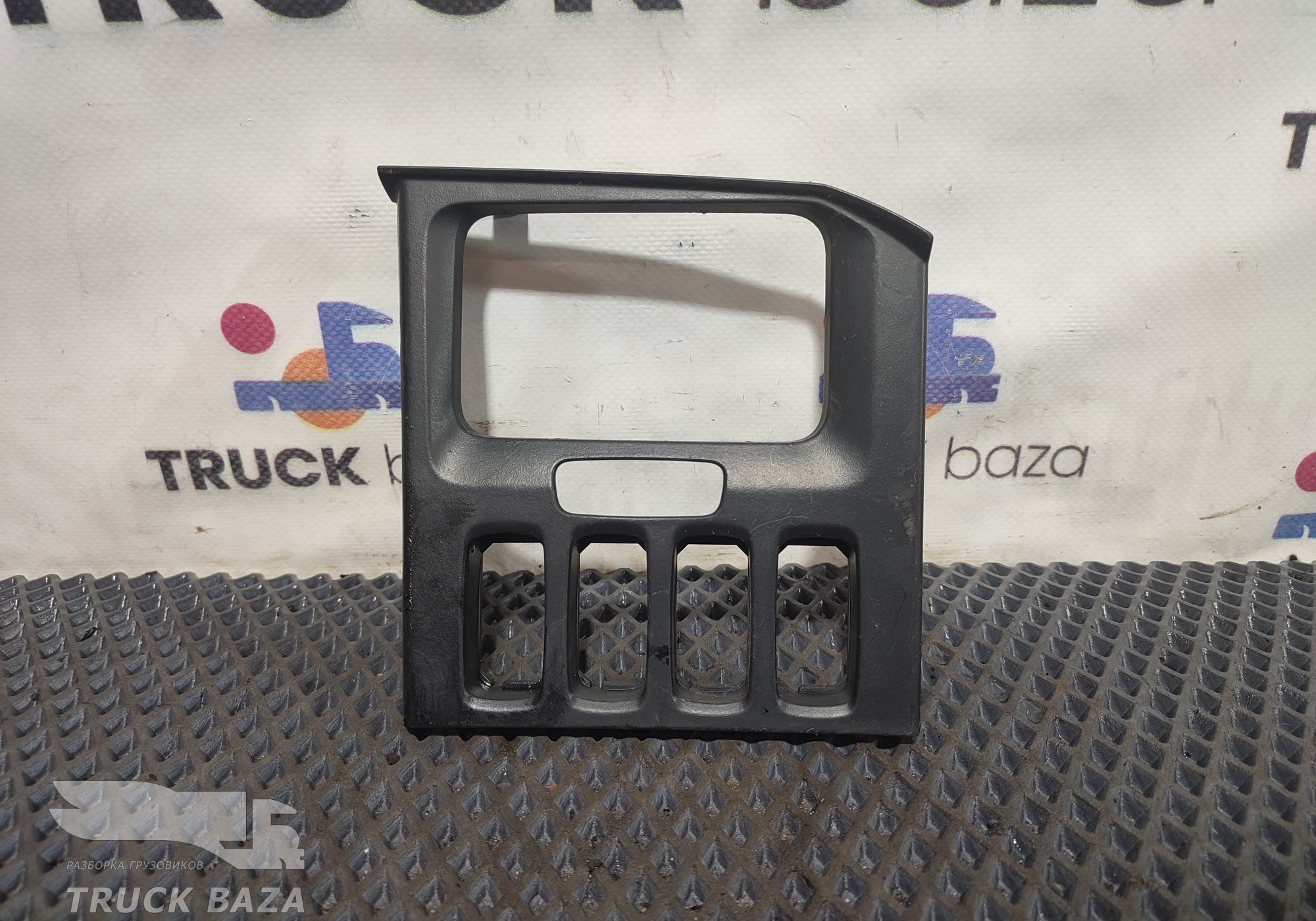 1868290 Рамка кнопок