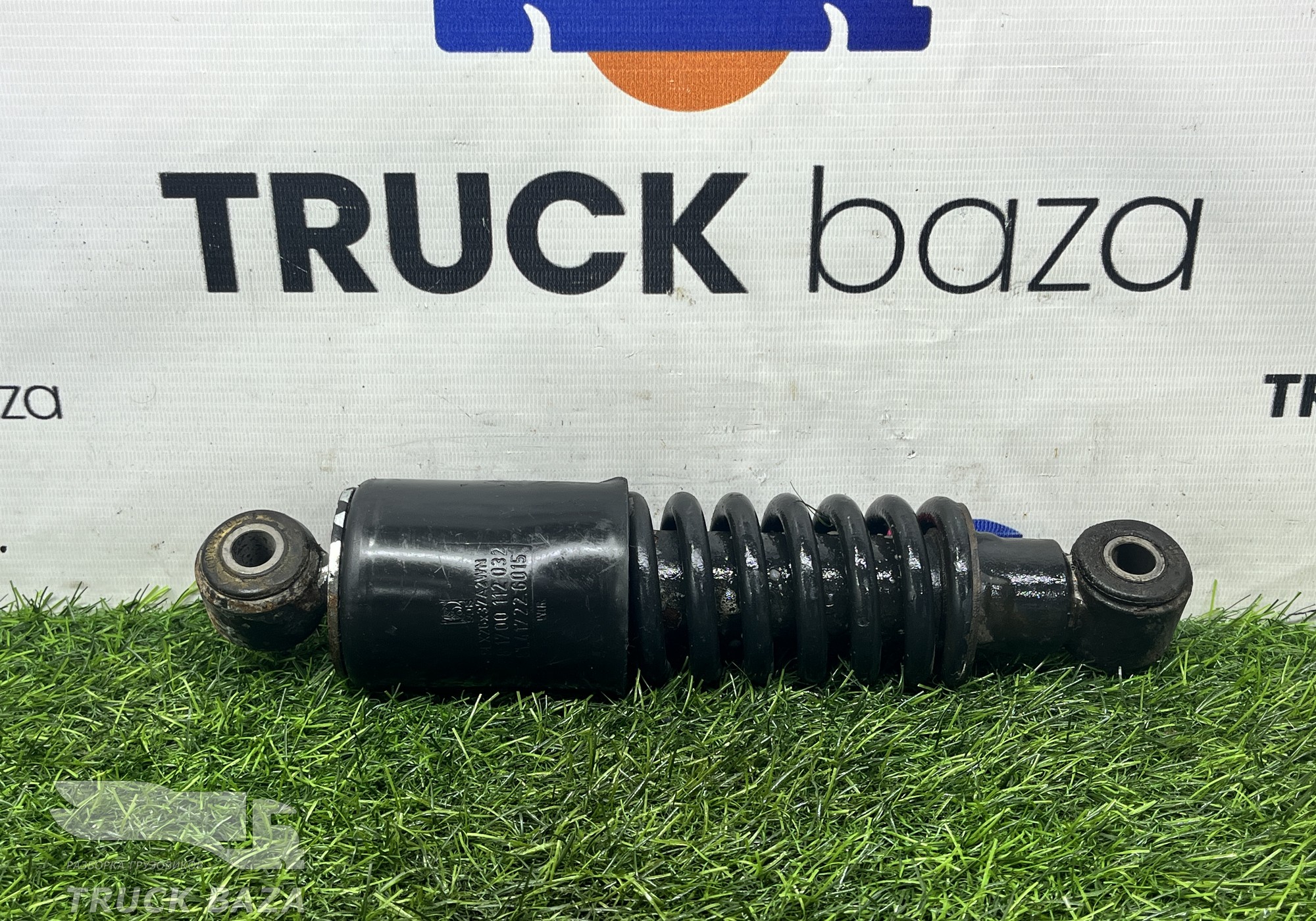 81417226015 Амортизатор кабины передний