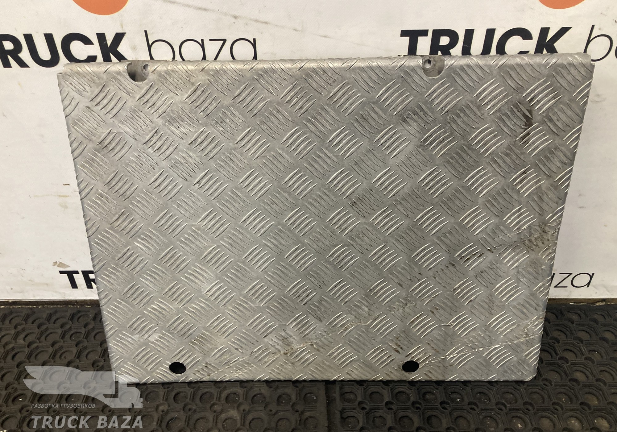 5490840443910 Трап над глушителем для КАМАЗ 5490 (с 2013)