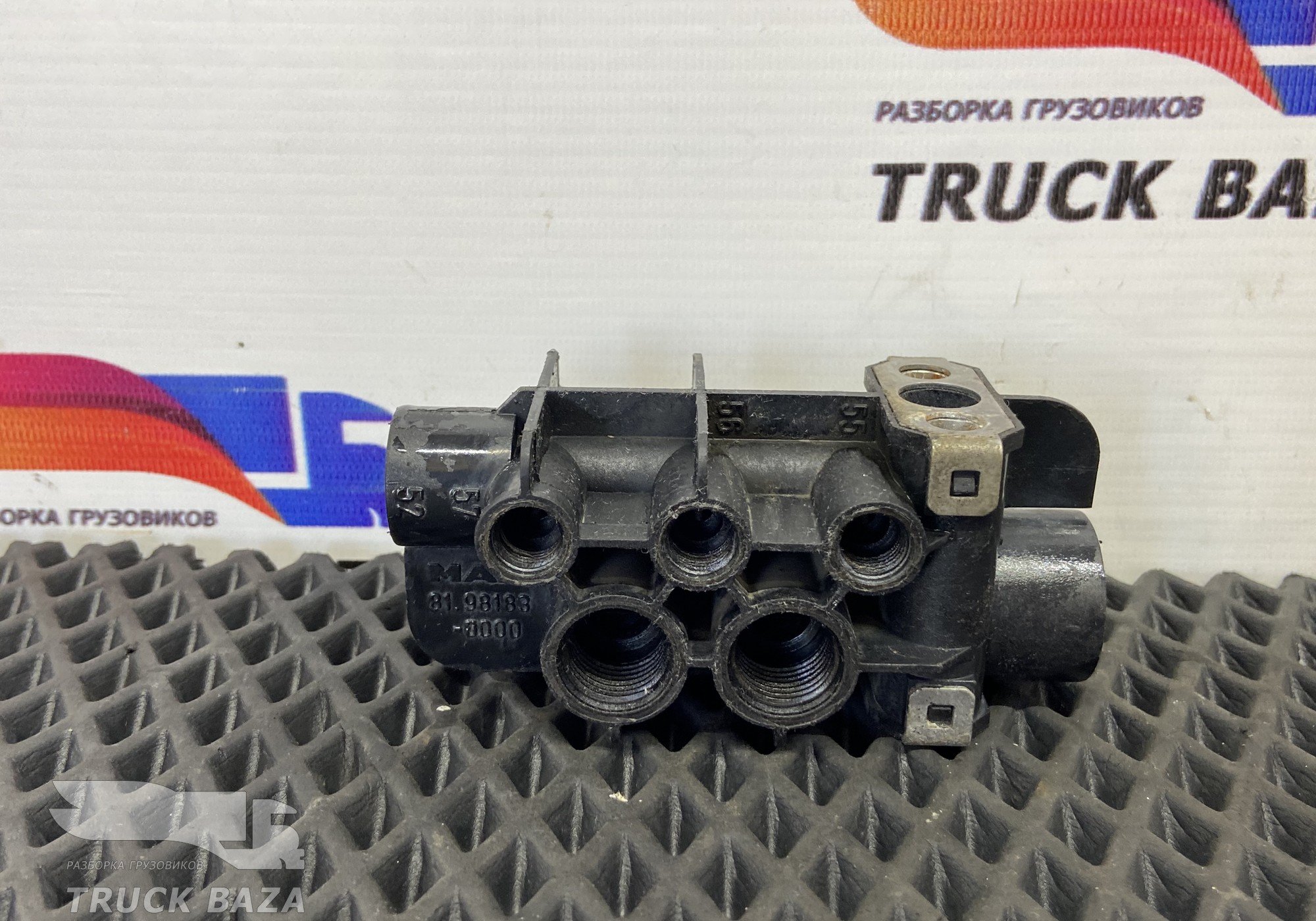 81981836000 Распределитель тормозных сил для Man F2000
