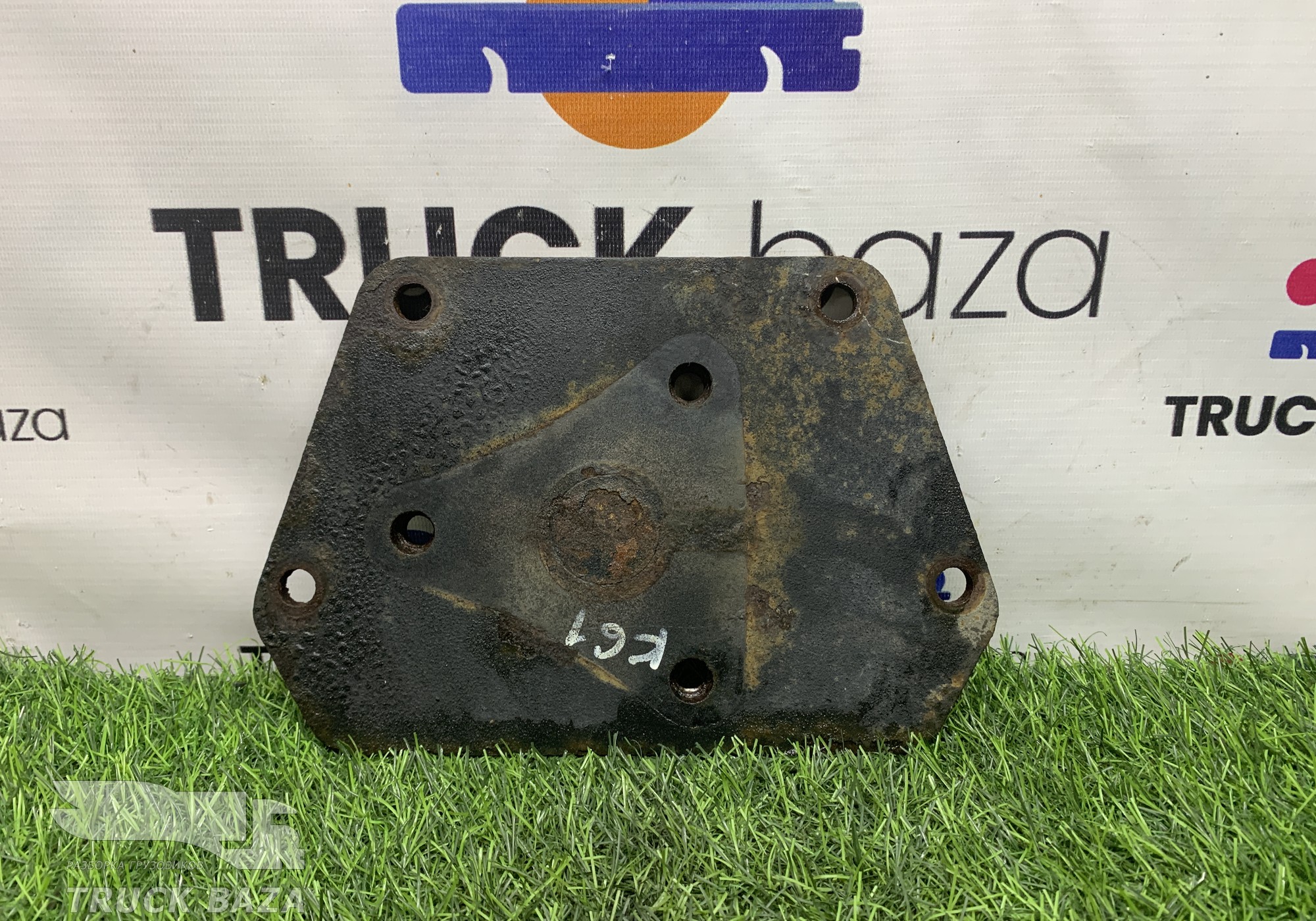 54908404055 Держатель кронштейна крыла заднего для КАМАЗ 5490 (с 2013)