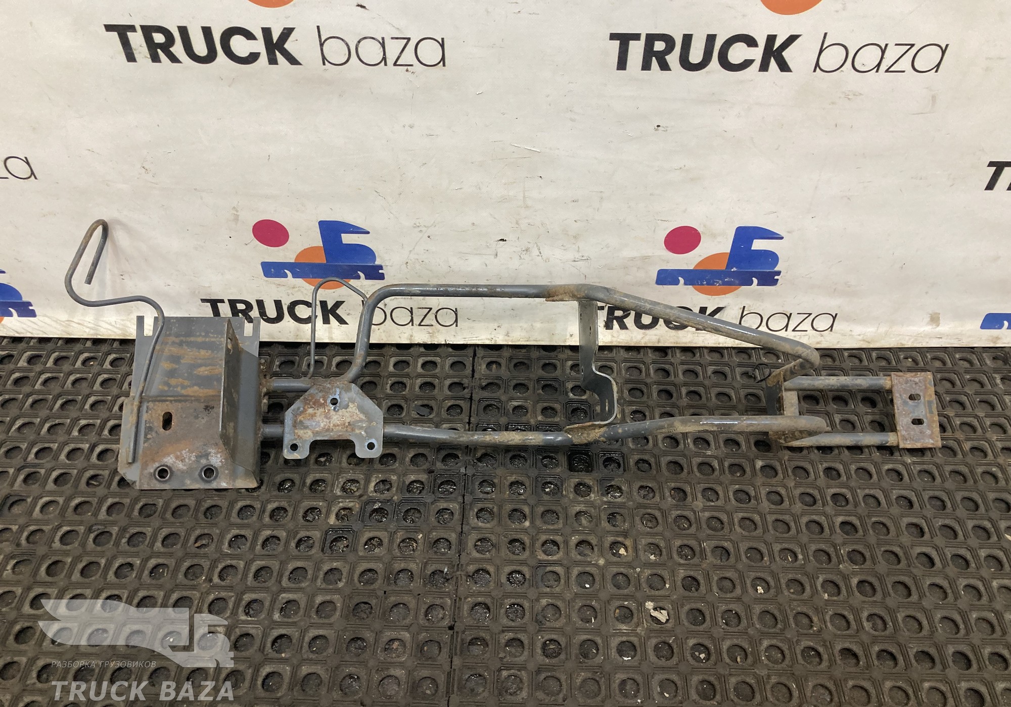 1789273 Кронштейн кранов для Daf XF105 (с 2005)