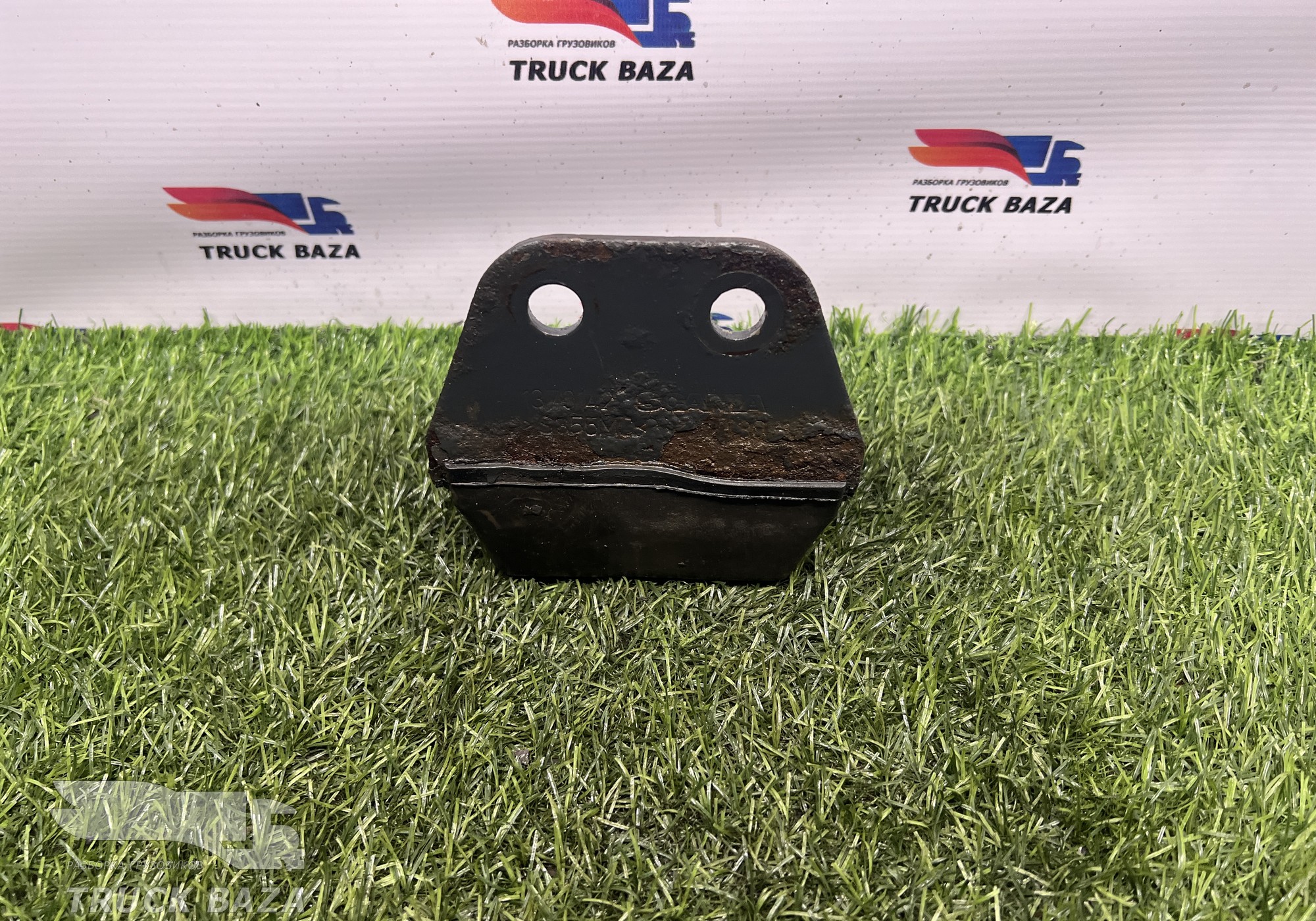 1370142 Отбойник задней рессоры