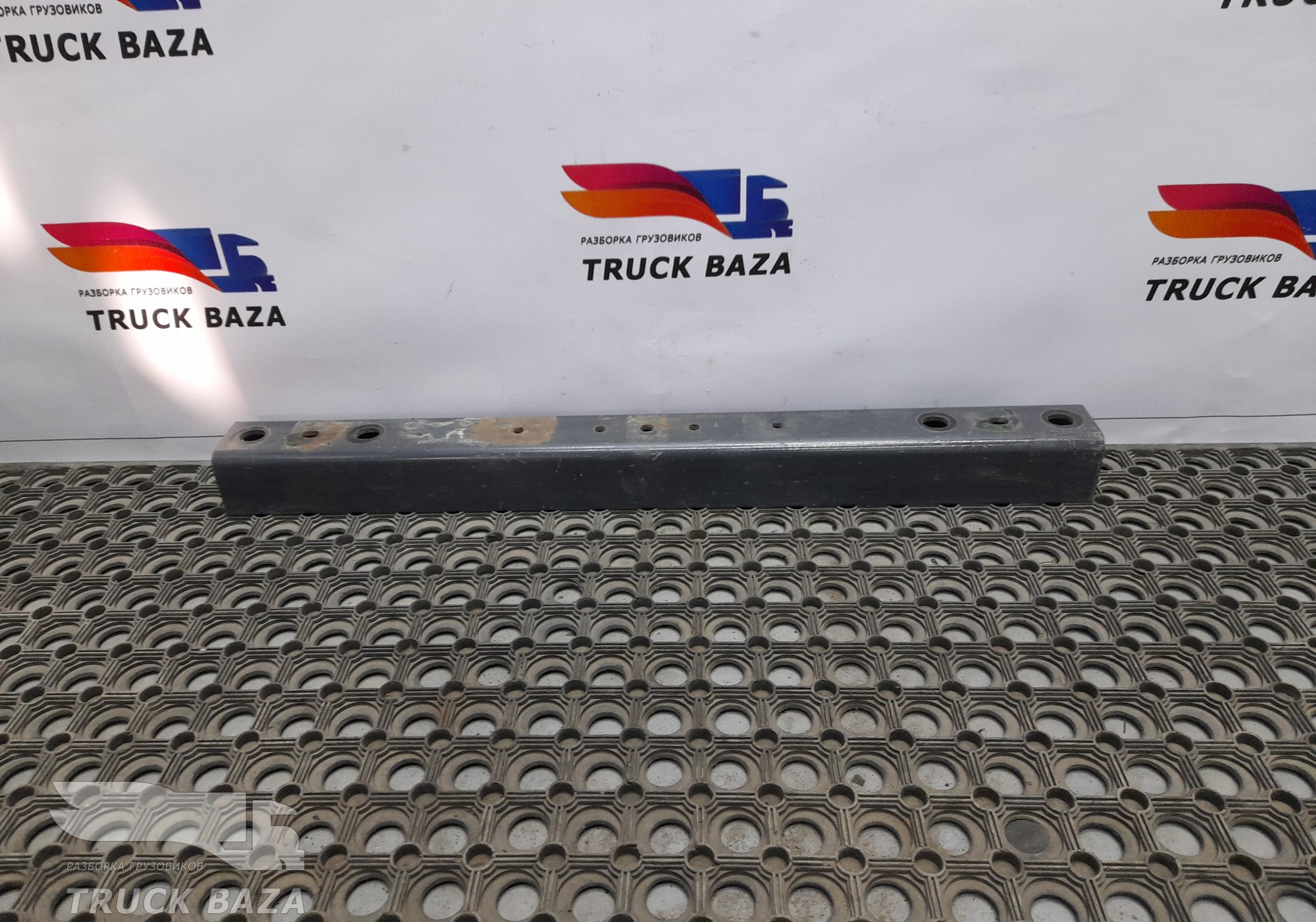 1370071 Траверса рамы передняя для Daf CF II (с 2006 по 2013)