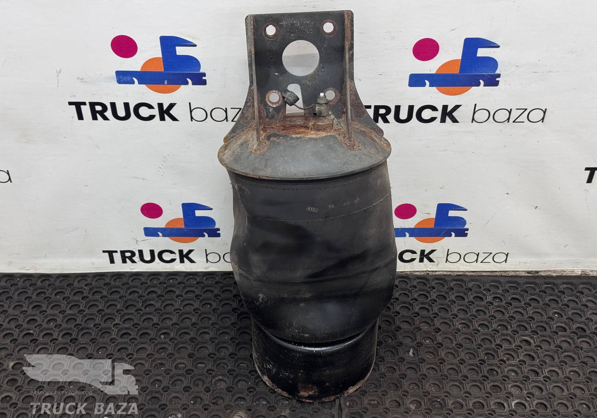 A9423201321 Подушка пневмоподвески задняя