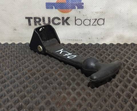 43108047013 Ручка крышки АКБ для КАМАЗ 5490 (с 2013)