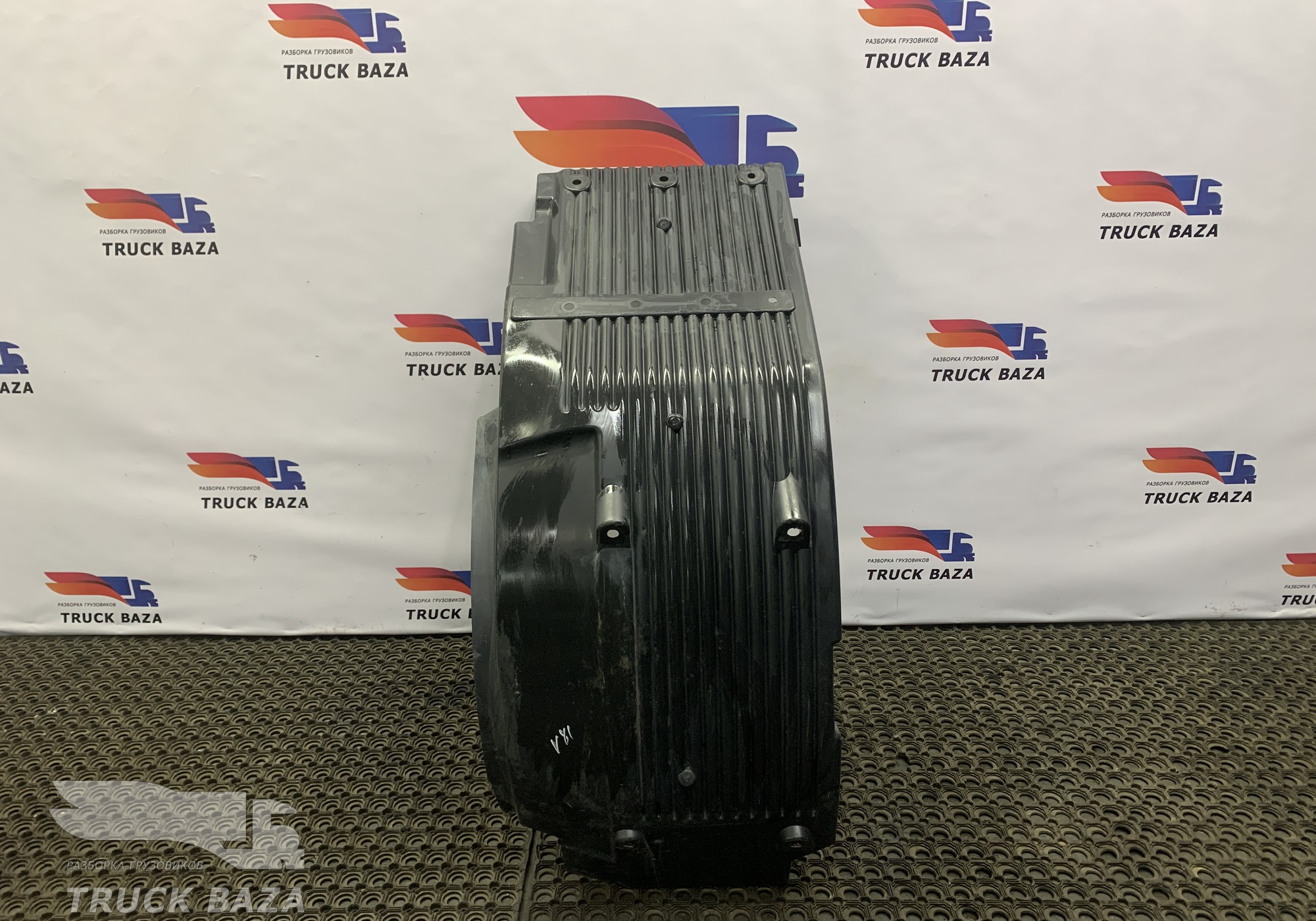 82141524 Крыло переднее правое для Volvo FH 4 (с 2012)