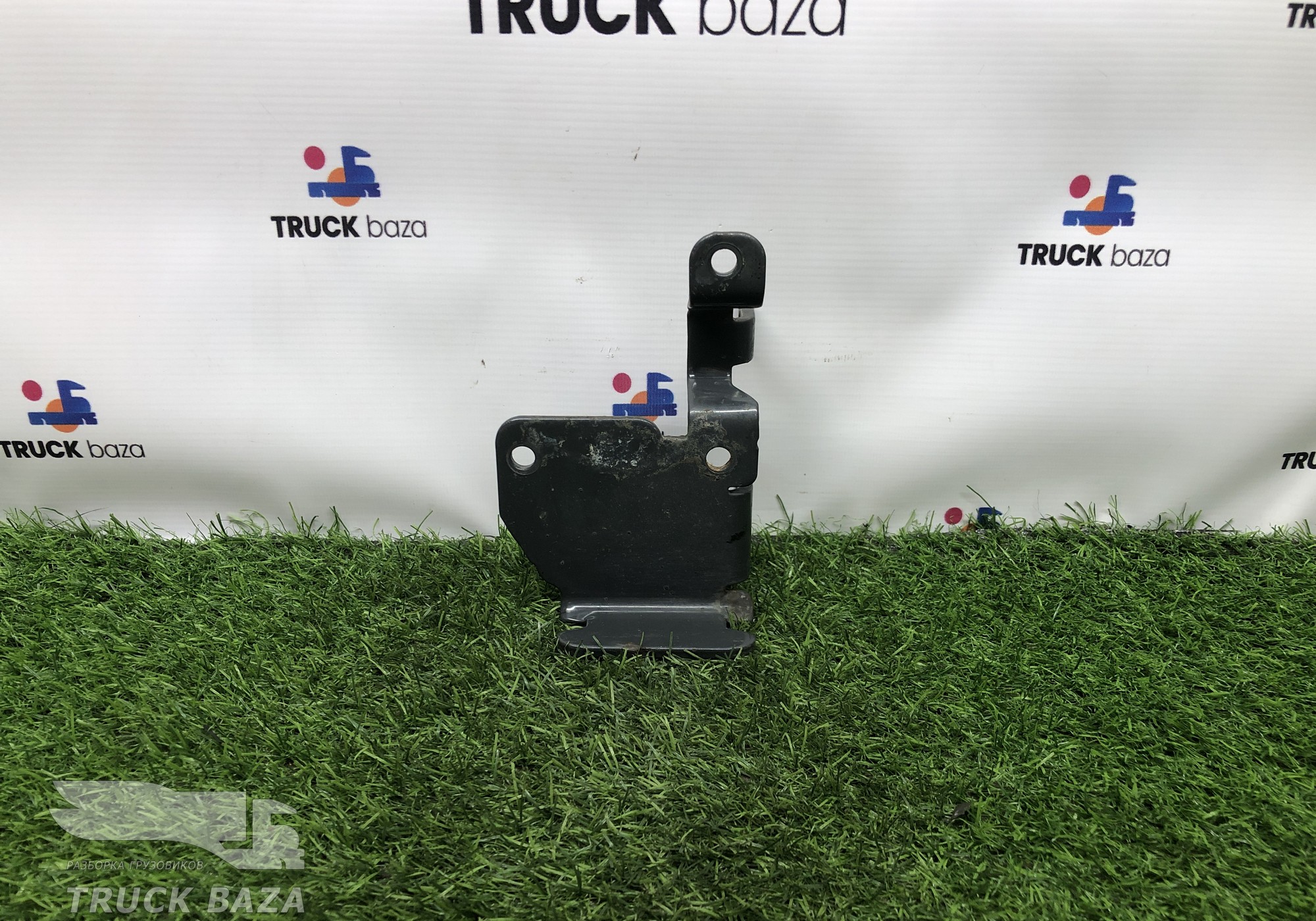 2105113 Кронштейн тормозного клапана