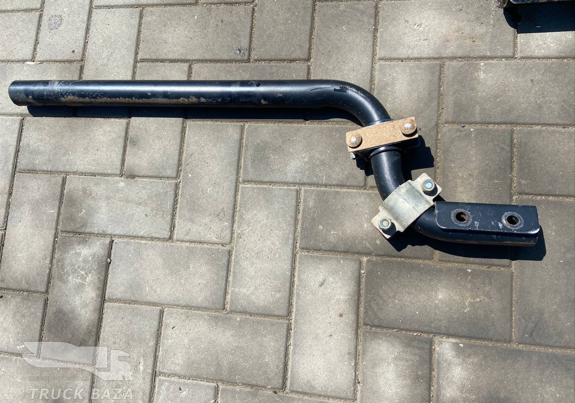 Кронштейн крыла для Shacman X3000 (с 2014)