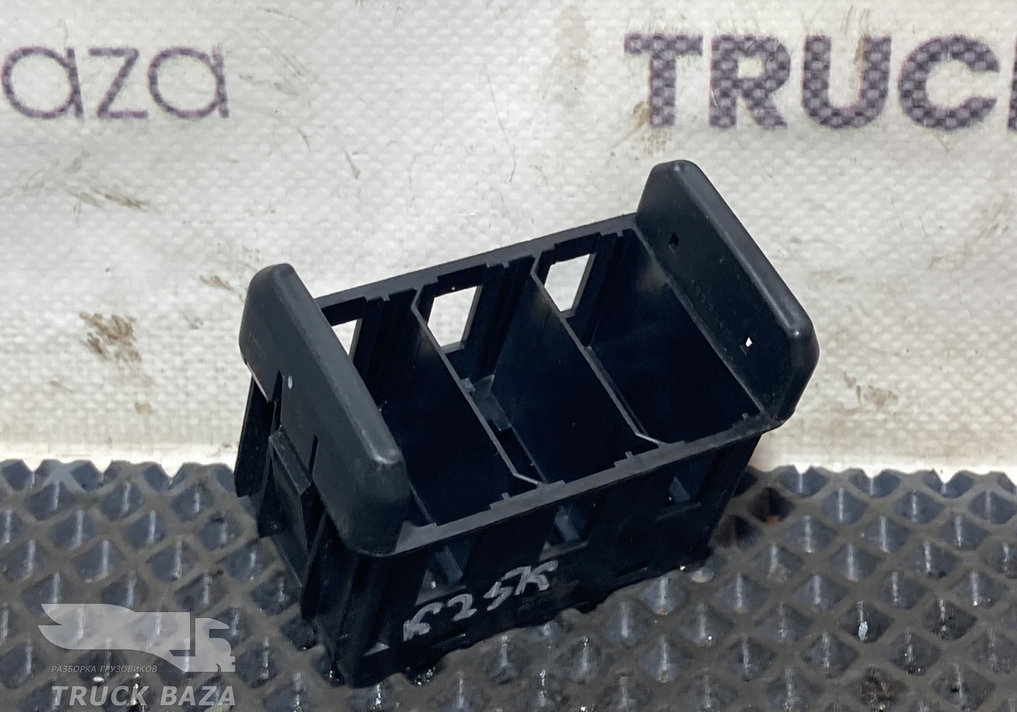 45104401403990 Блок кнопок для КАМАЗ 54901