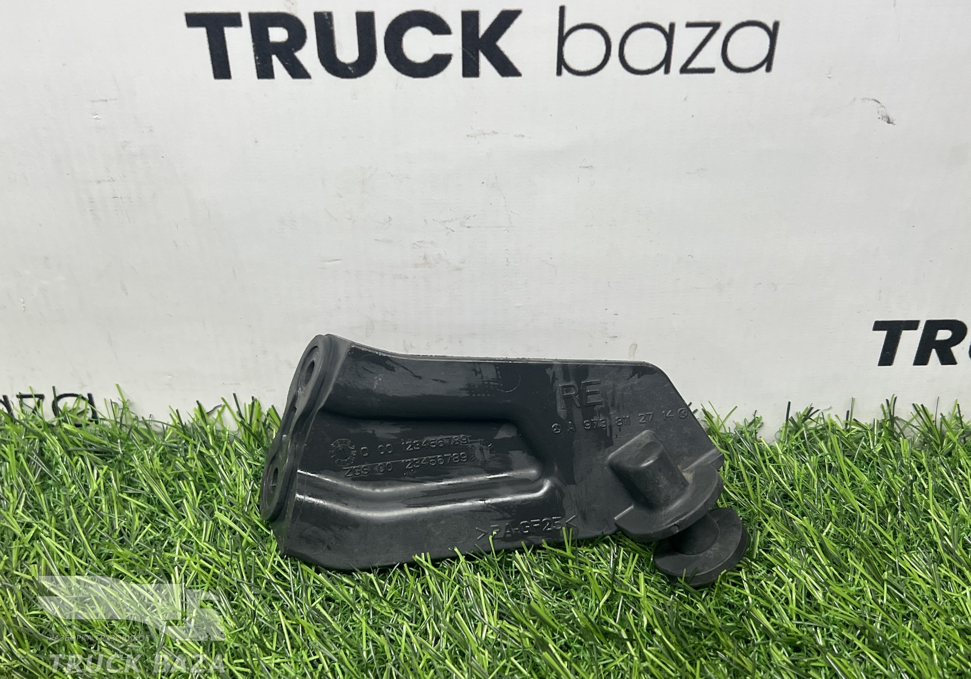 A9738112714 Кронштейн солнцезащитного козырька правый для КАМАЗ 5490 (с 2013)