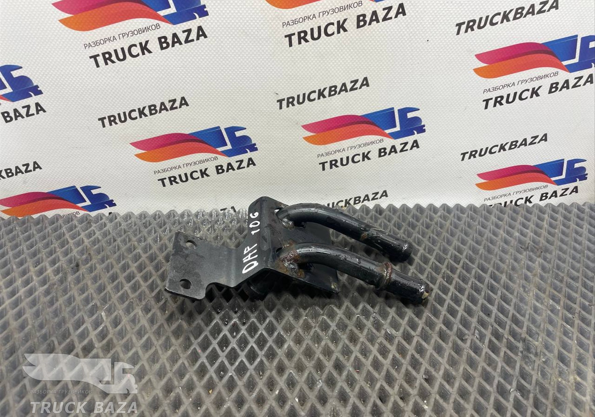 1933855 Трубка отопителя для Daf XF106 (с 2012)