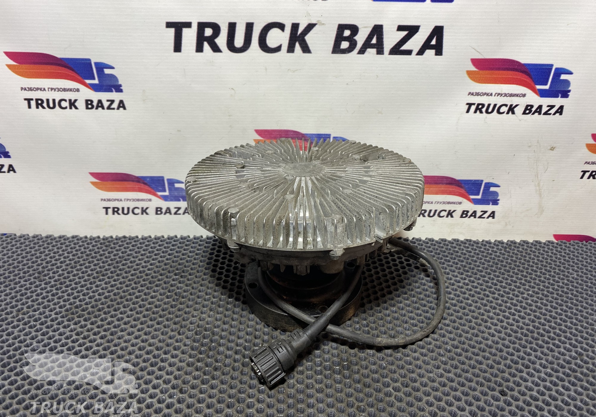 7424017090 Вискомуфта для Renault T (с 2013)