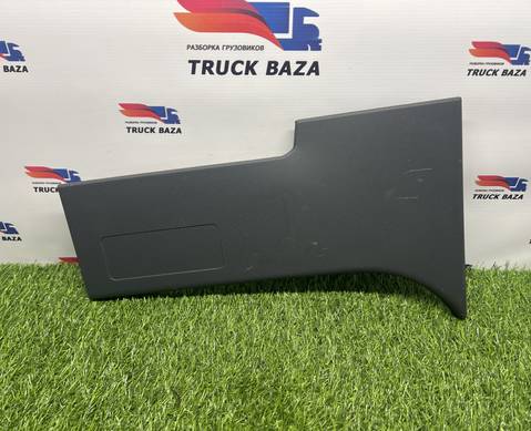 82578358 Накладка передней стойки для Renault T (с 2013)