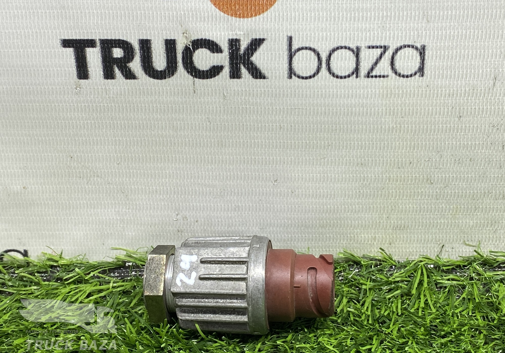 81255200136 Датчик давления воздуха