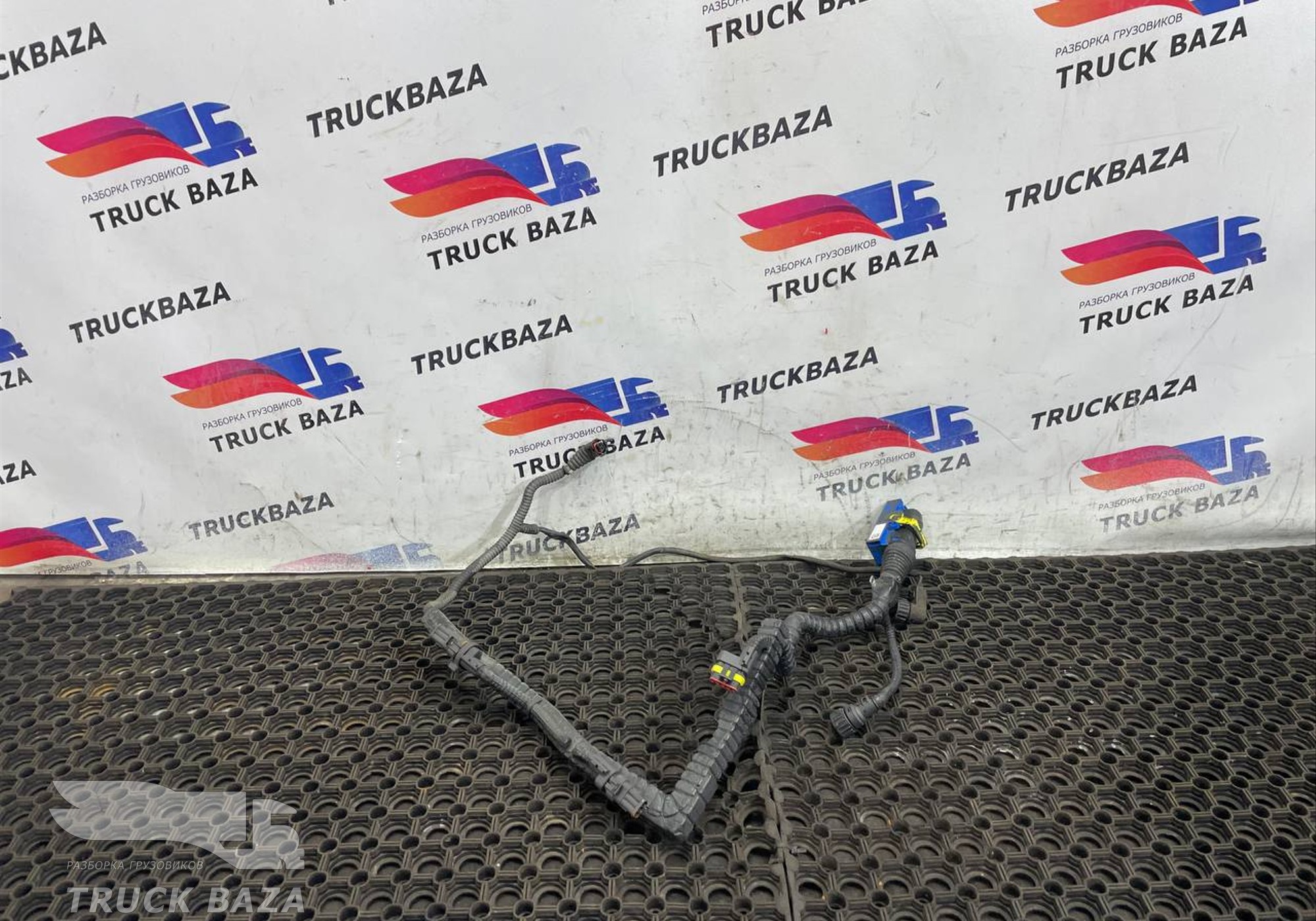 1737551 Электропроводка двигателя для Daf XF105 (с 2005)