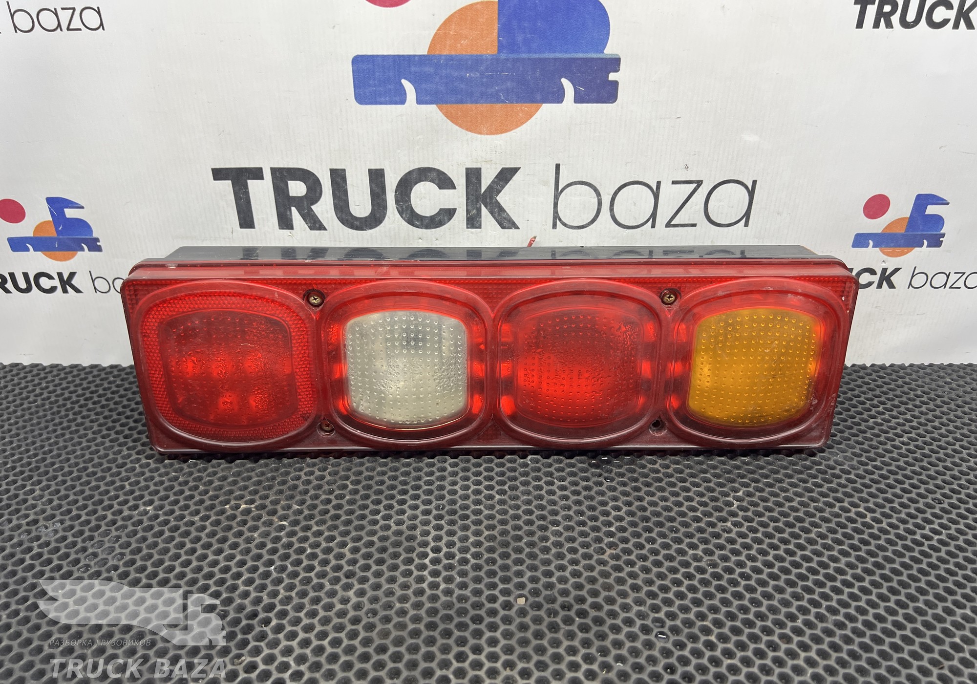 DZ95189811212 Фонарь задний правый для Shacman F3000