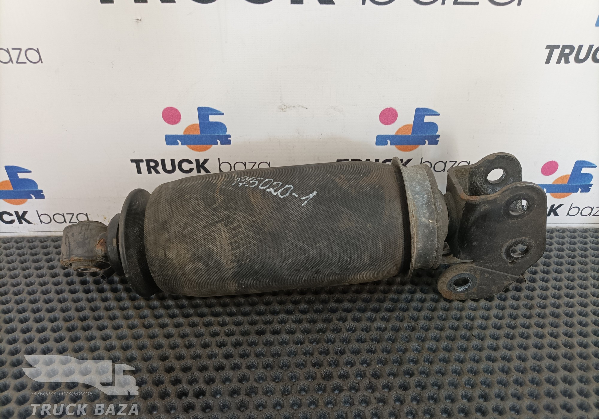 5010615879 Пневмоамортизатор кабины задний для Renault