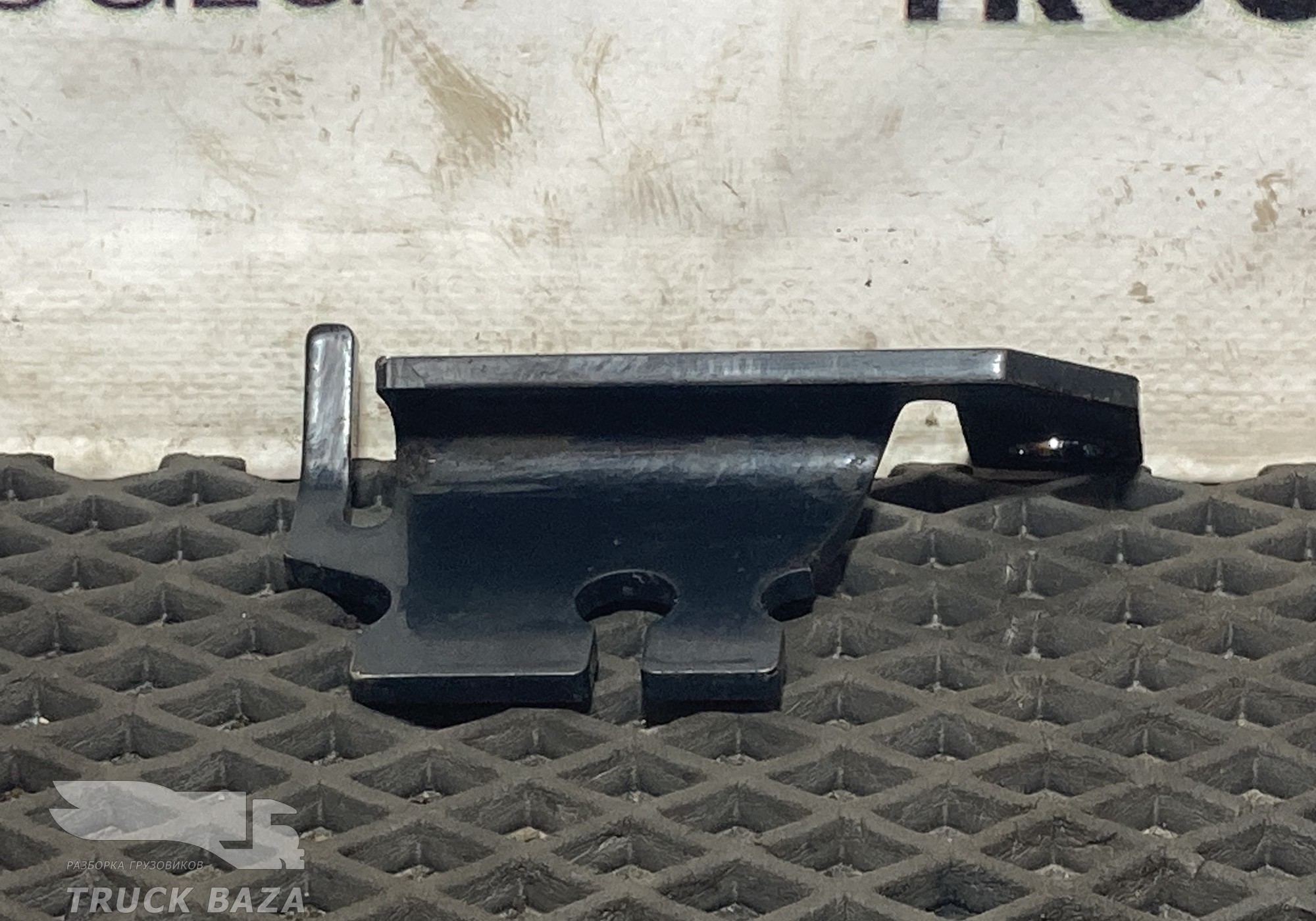 Кронштейн топливных трубок для Man TGX II (с 2012)