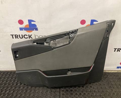 82218711 Обшивка двери правой для Volvo FH 4 (с 2012)