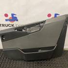 82218711 Обшивка двери правой для Volvo FH 4 (с 2012)