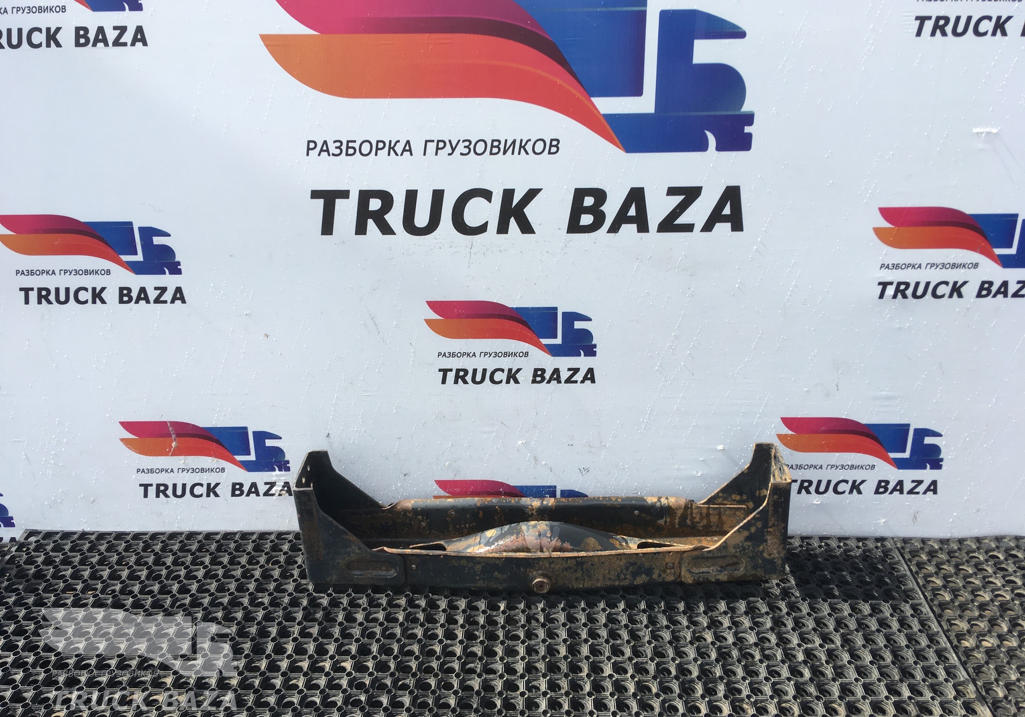 41270130 Траверса рамы поперечная для Iveco Eurotrakker